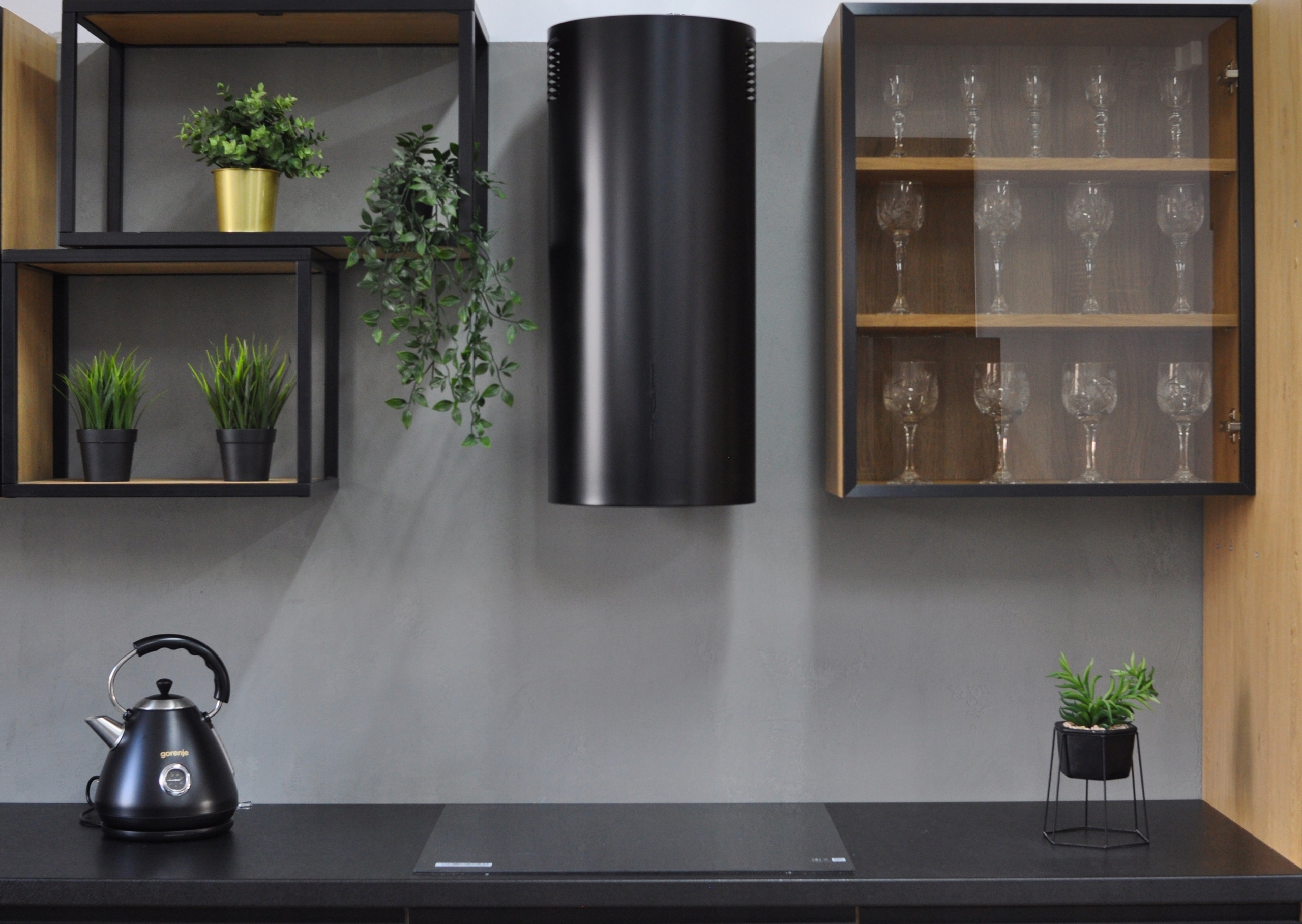 Okap przyścienny Tuba MAAN Elba WPB731 czarny LED Marka Maan