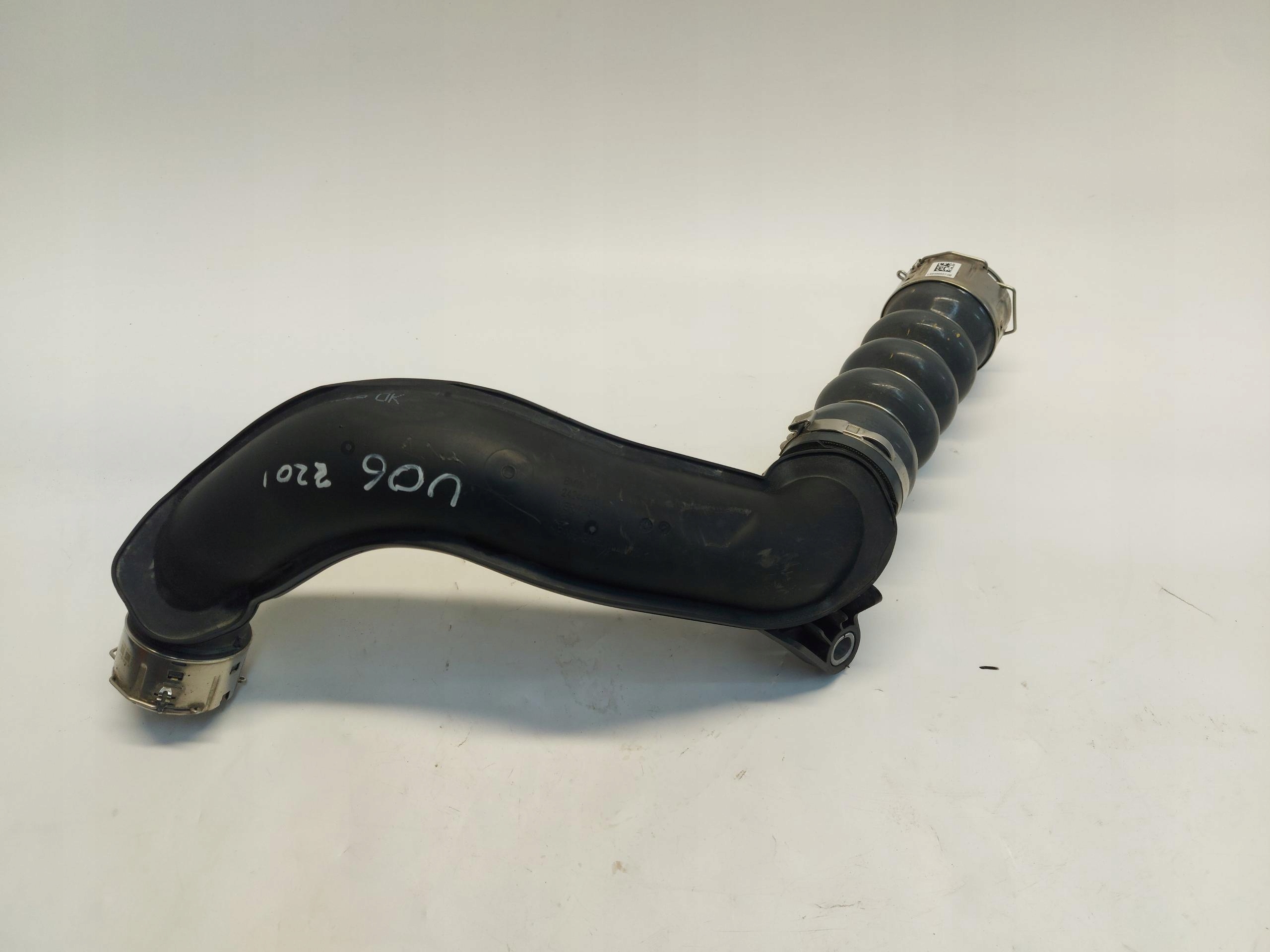BMW U06 200i 1.5TB wiring pipe air 242441