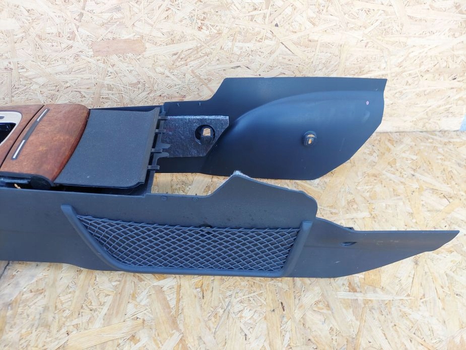 тунель середина Audi A3 8P РЕСТАЙЛИНГ 2.0 3D