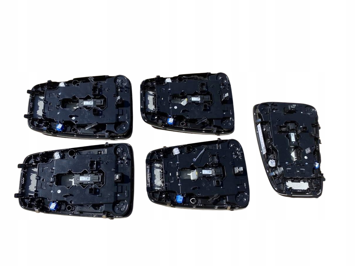 FANALE CIELO INTERNO AUDI A4 B9 8W0947135AB