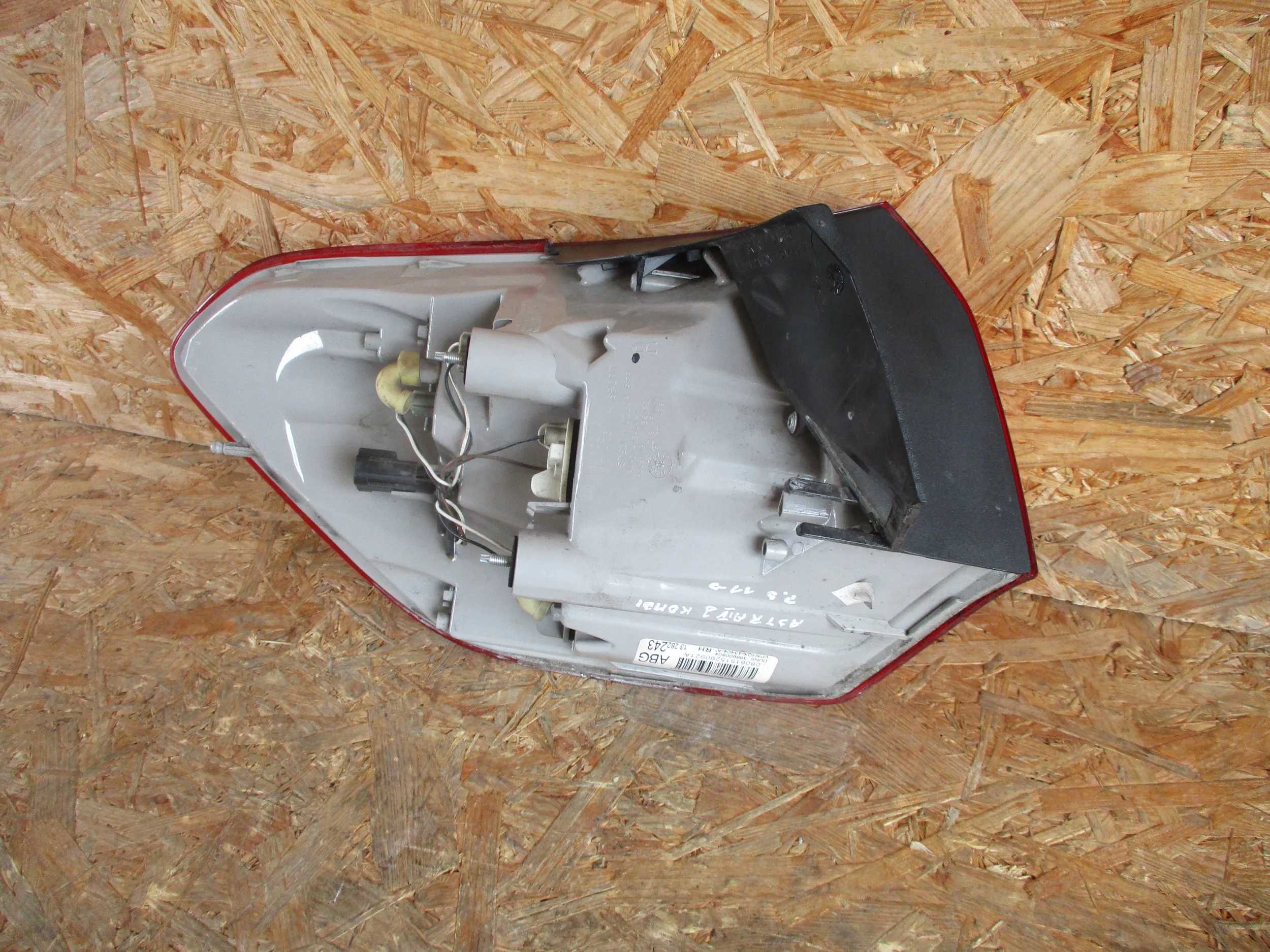 light rear right OPEL ASTRAJ IV KOMBI 11