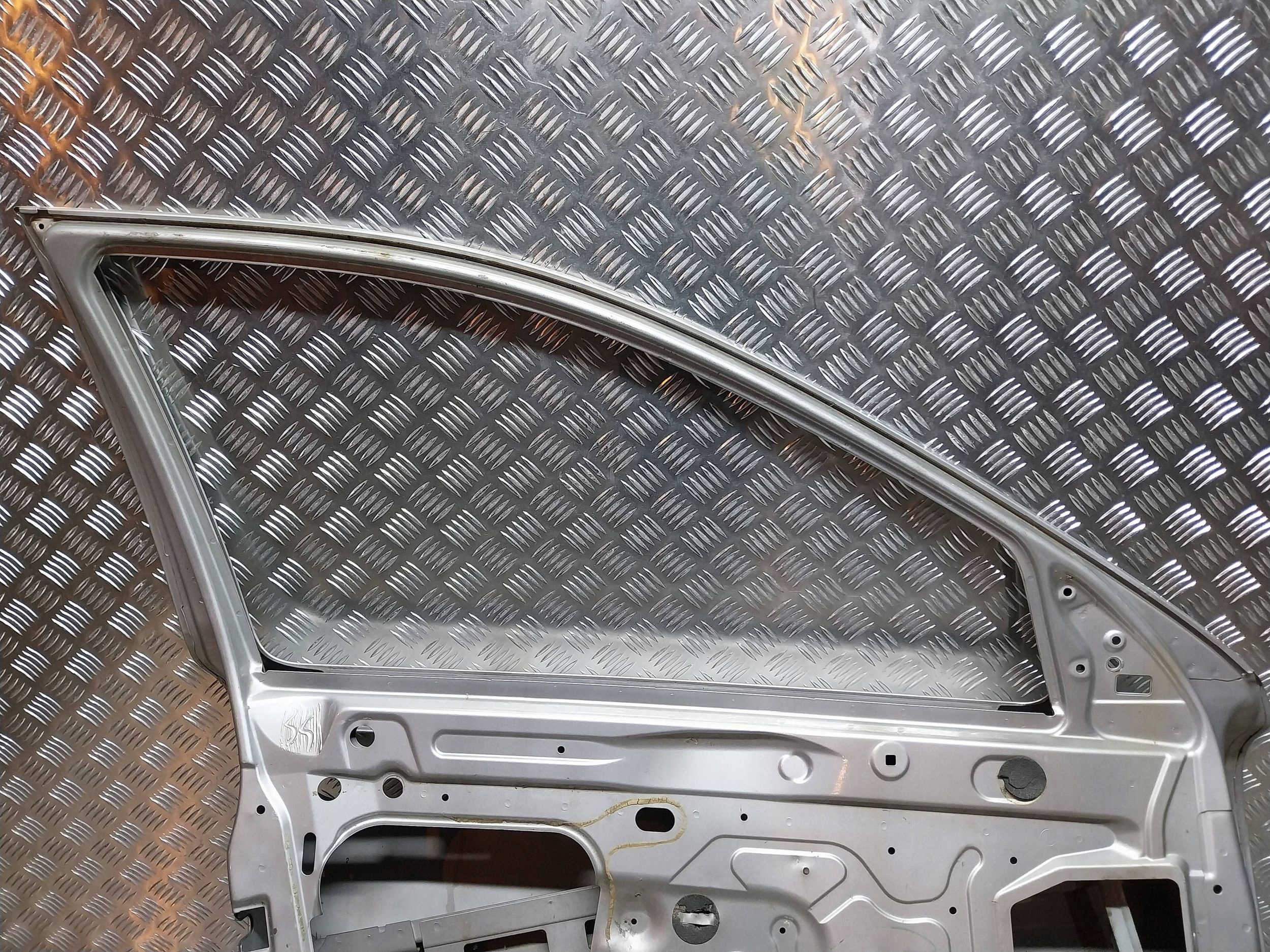 door front left VOLVO S60 and V70 II 00