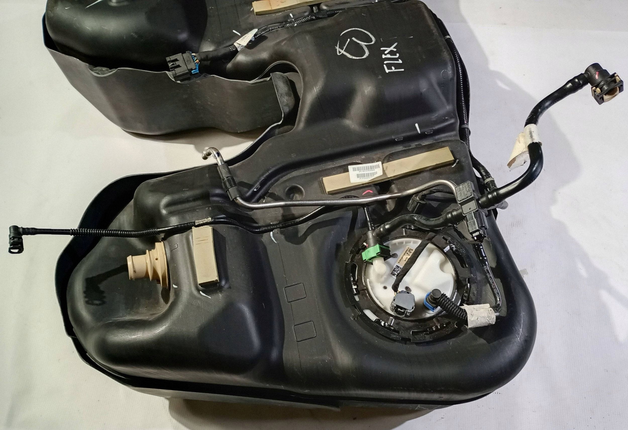 fuel tank tank plywak complete Ford Flex 2013
