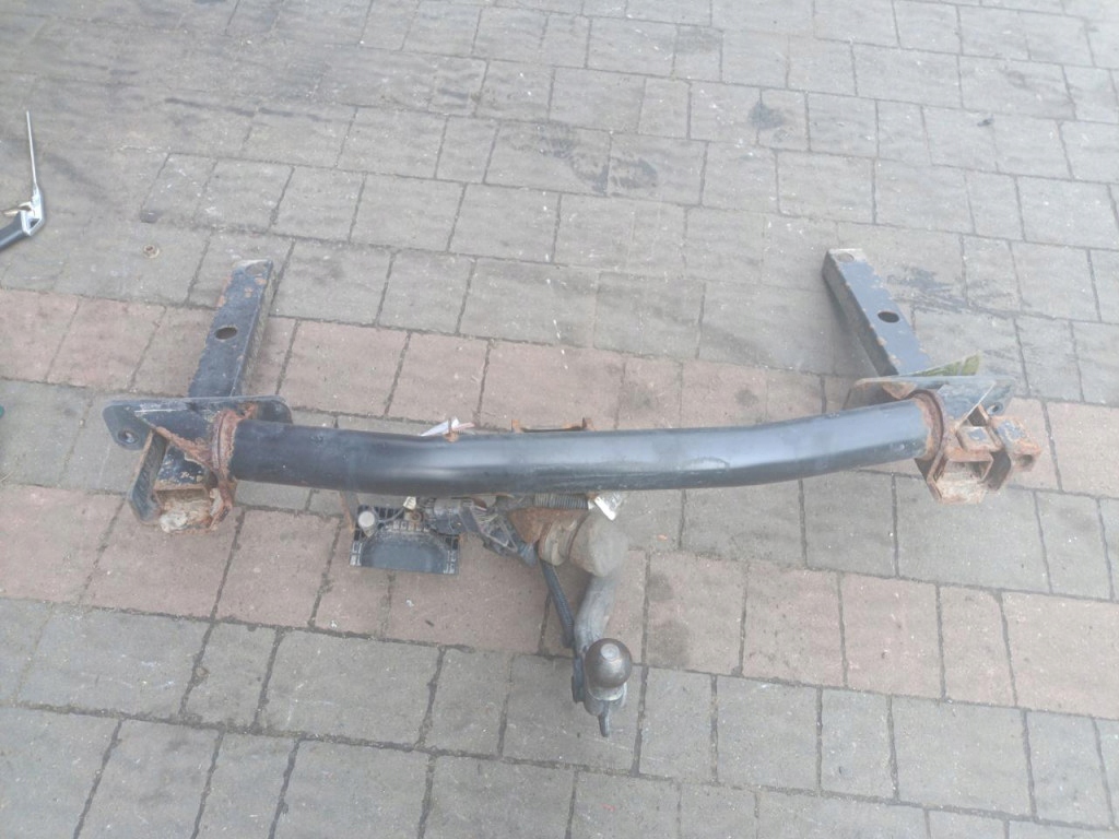 OPEL INSIGNIA A УНИВЕРСАЛ БУКСИРОВОЧНЫЙ КРЮК