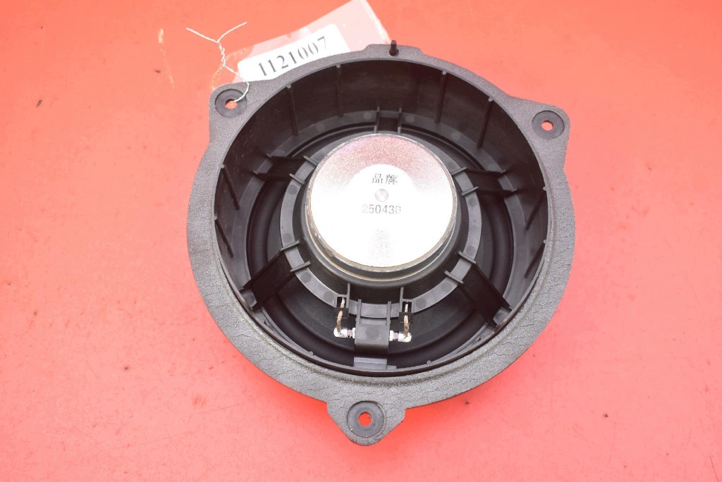 speaker left rear part 703000407AA JAECOO J7 23