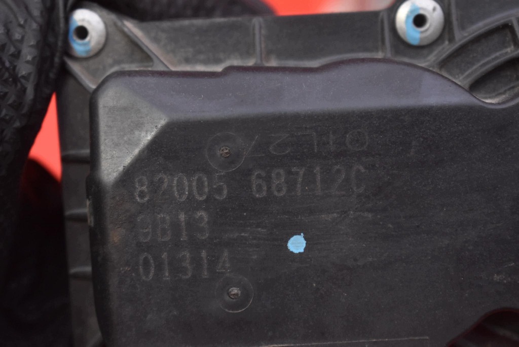 Valvola a farfalla 8200568712C DACIA SANDERO 1 e 1.2 16V 75 KM 08-12