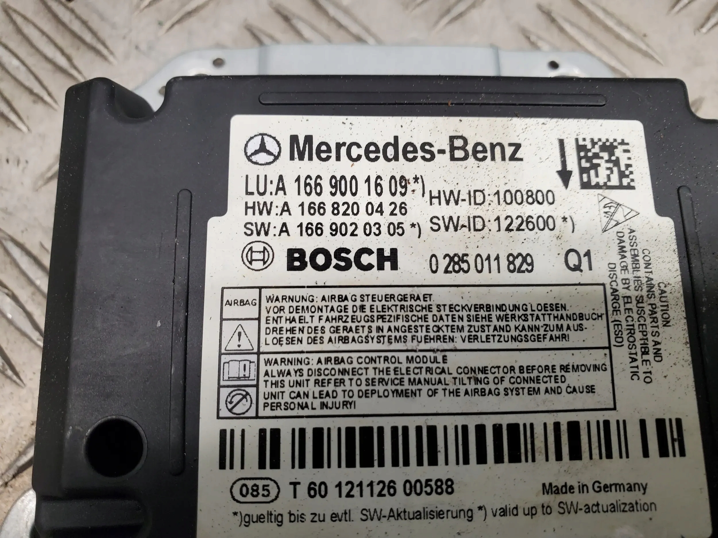 Mercedes-Benz GL X166 A1669001609 Moduły poduszek powietrznych Producent części Mercedes-Benz OE