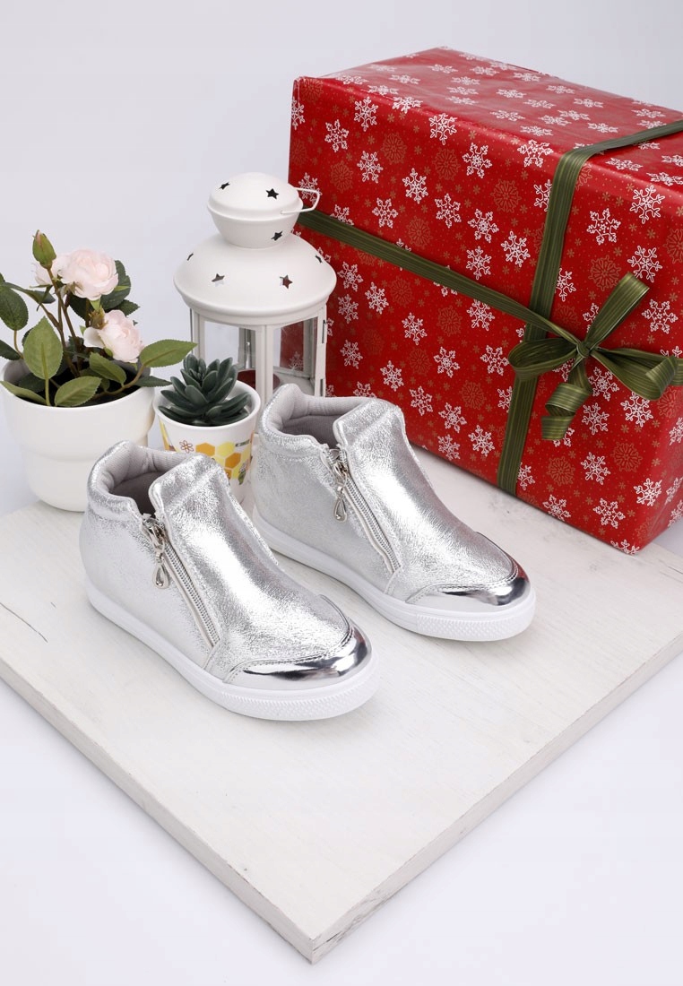 Sneakersy dziewczęce botki na ukrytym koturnie Marka Inna marka