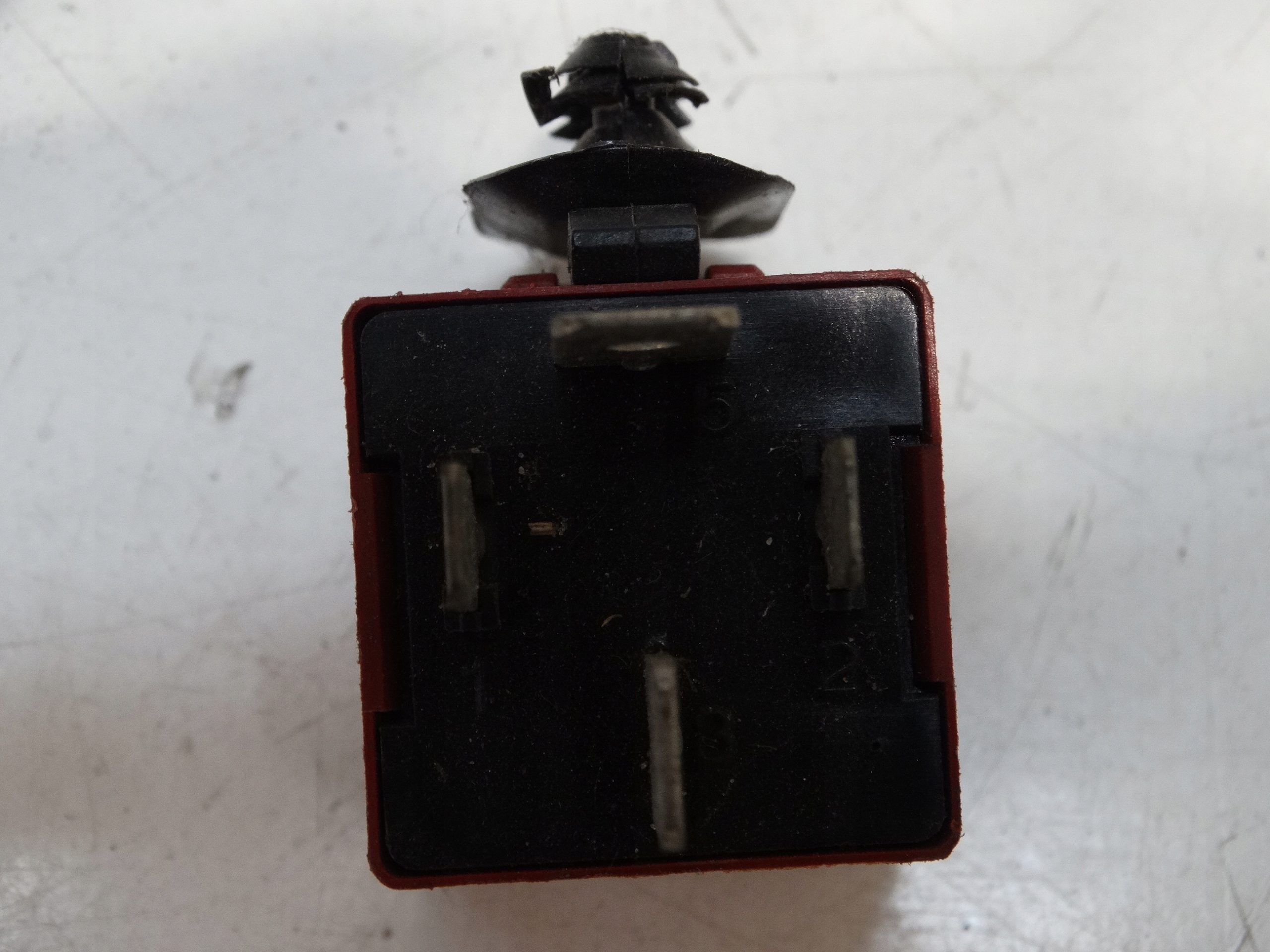 relay G.CARTIER RENAULT 8200253922