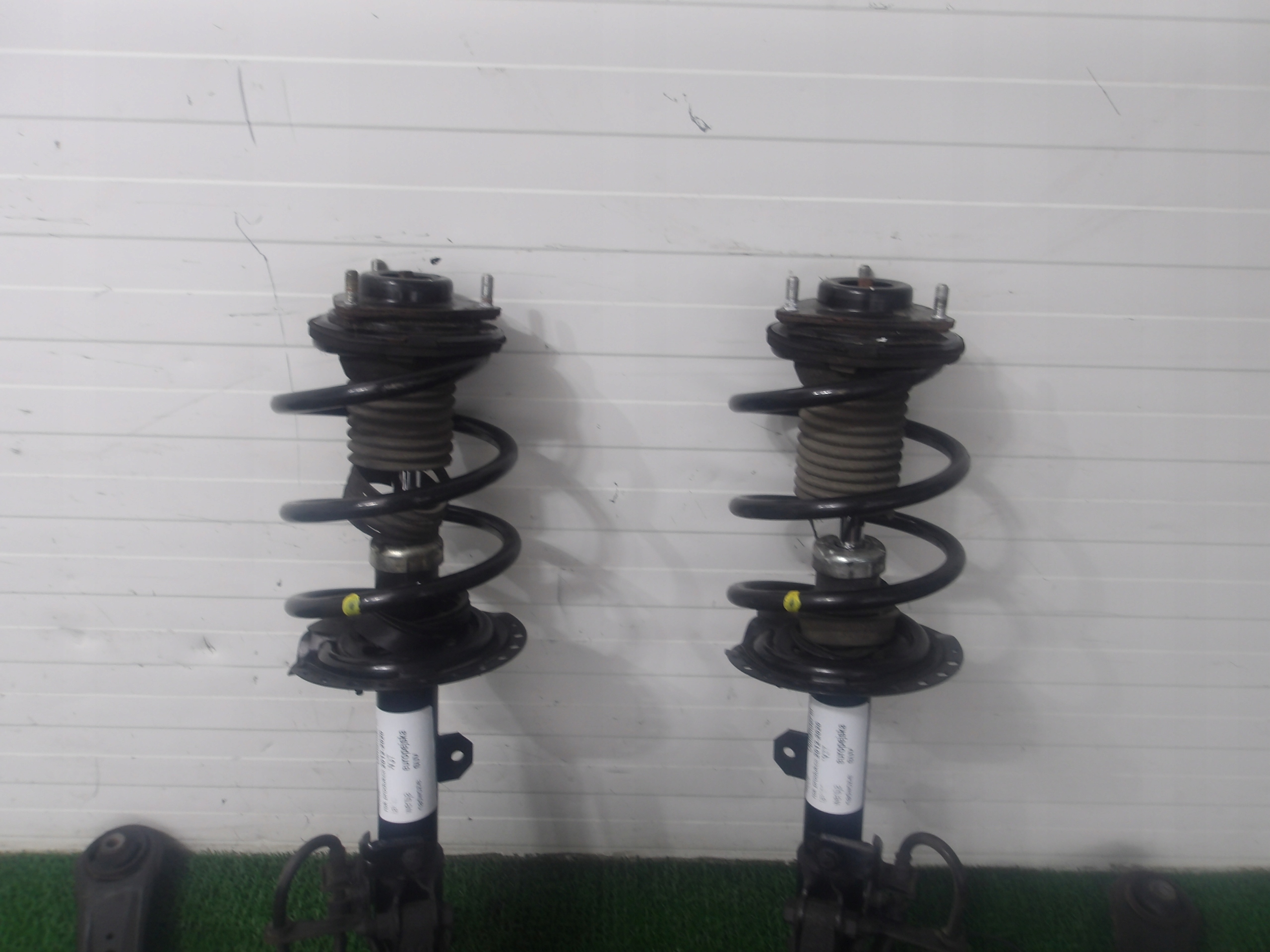 MITSUBISHI OUTLANDER III 13- 2.2 DID MCPERSON achsschenkel radnabe radlager querlenker rechts vorne