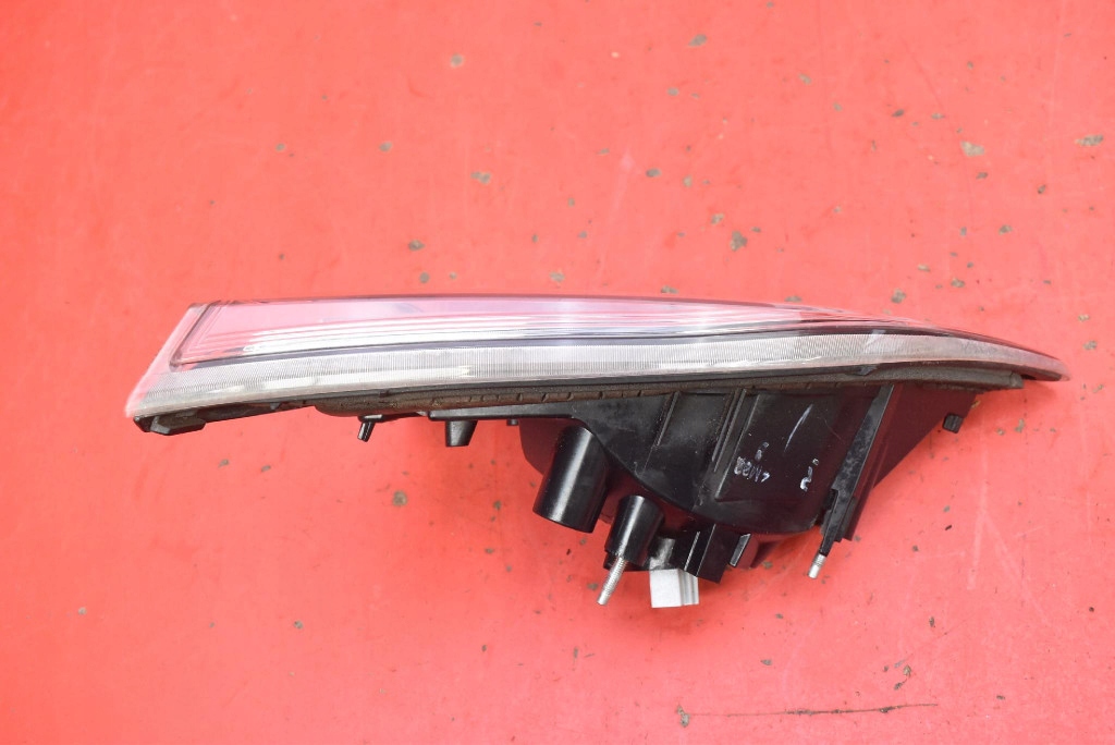 light right rear part rear BBN7513F0 MAZDA 3 2 II BL 5D HB 09-13
