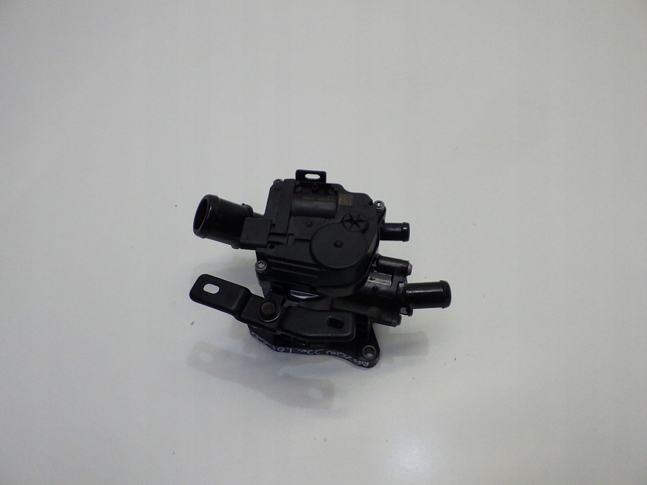 2560007600 - Bayon I20 III 1.0 22R корпус термостата термостат