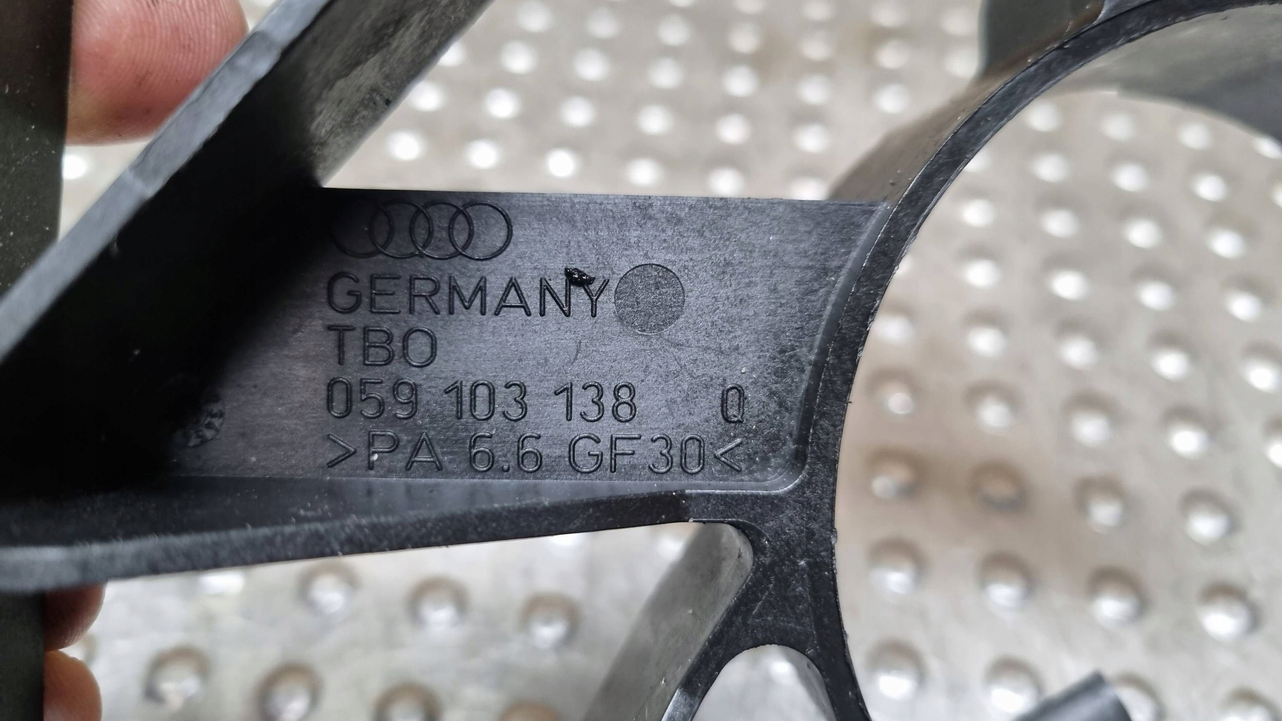 WKLAD MISKI OLEJOWEJ 059103138Q AUDI A4 B8 A5 8T A6 C6 Q7 4L 3.0 TDI