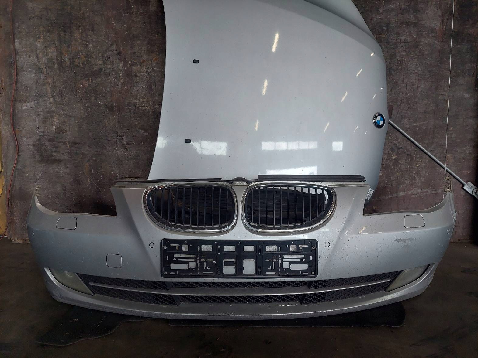 complete front bonnet bumper light H7 fender BMW E61 520D 354/7