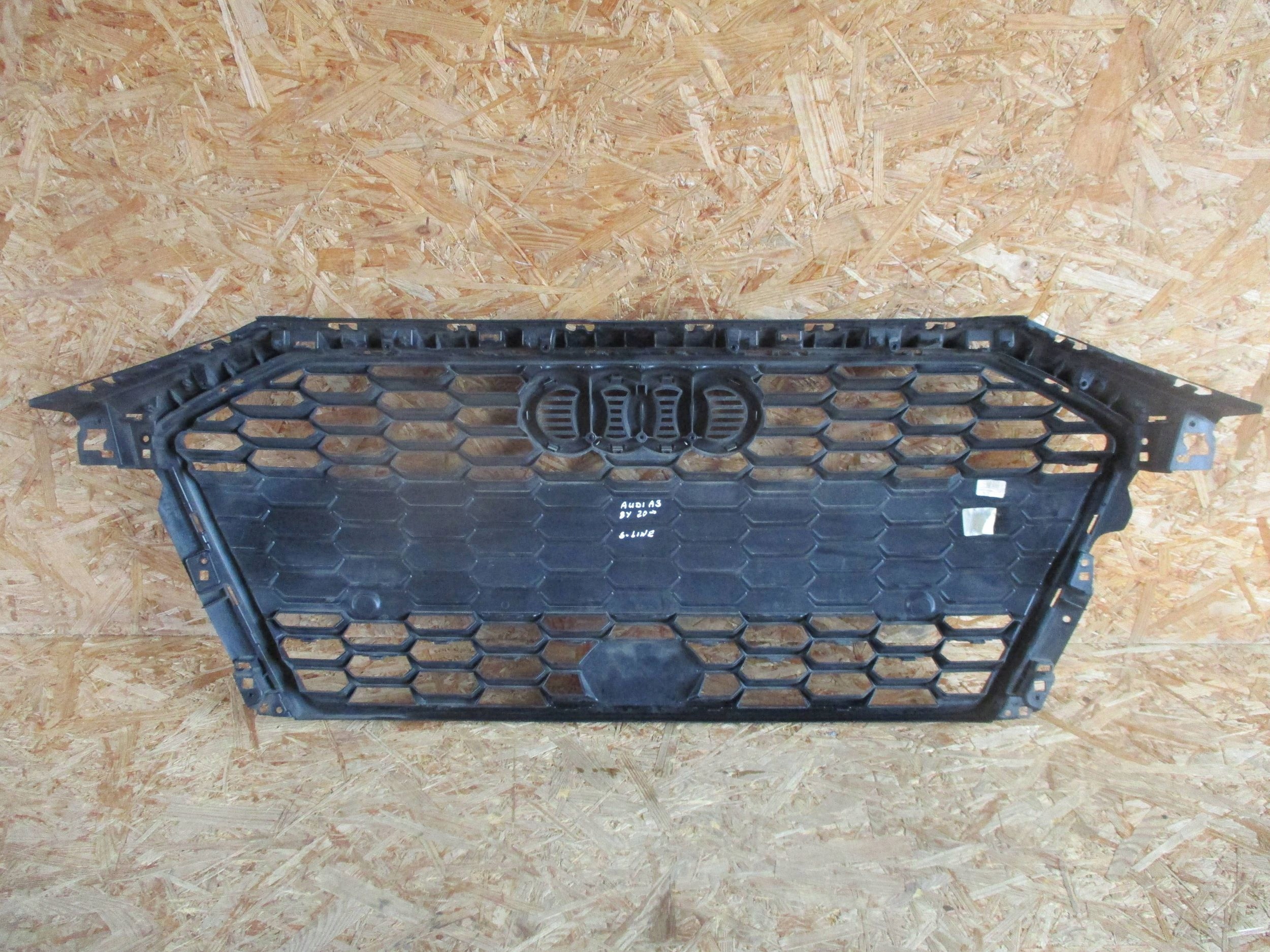 front PREKLADgrill AUDI A3 8Y0 S-LINE