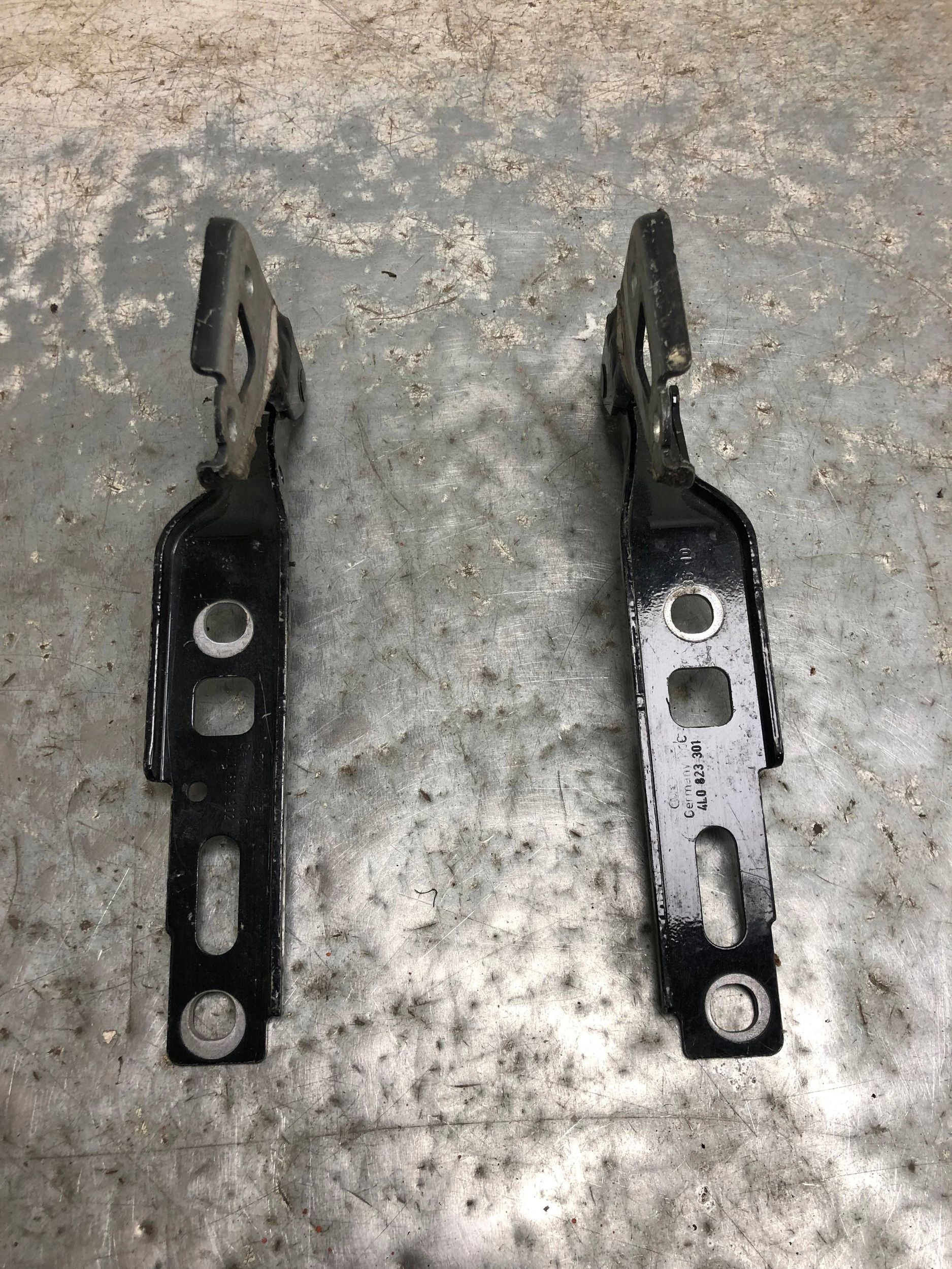 Cerniere cofano AUDI Q7 4L0823302 4L0823301