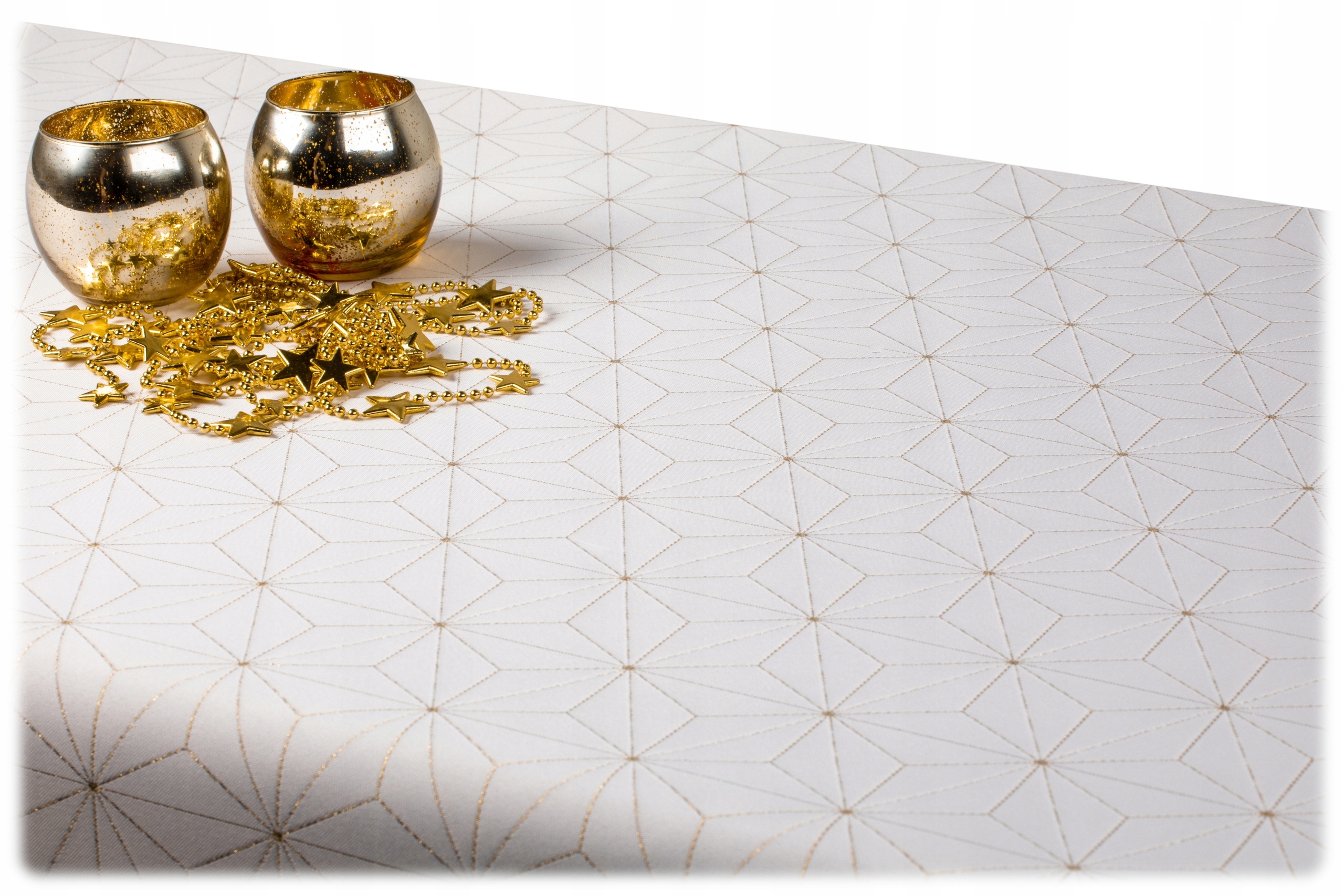 Plamoodporny obrus Dwustronny 130x190 Złoty Diament