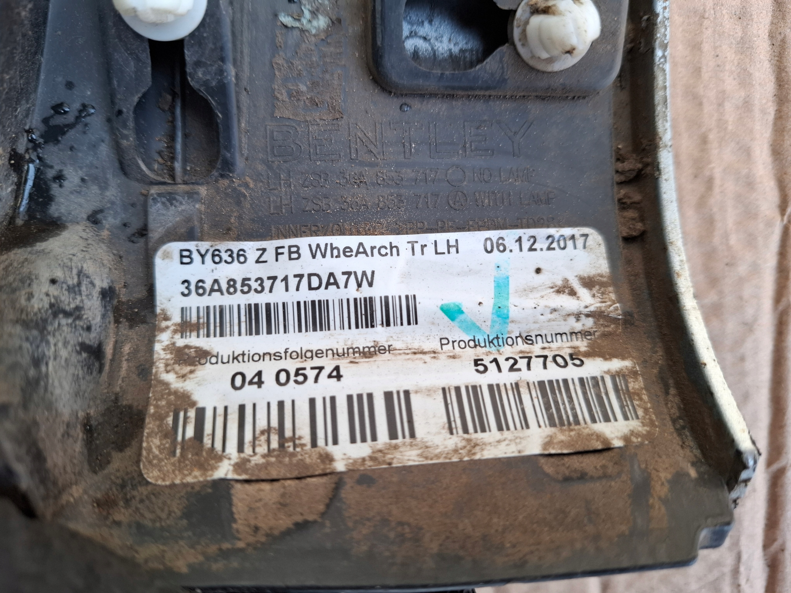 Bentley OE 36A853717 lišta blatníku levý předek