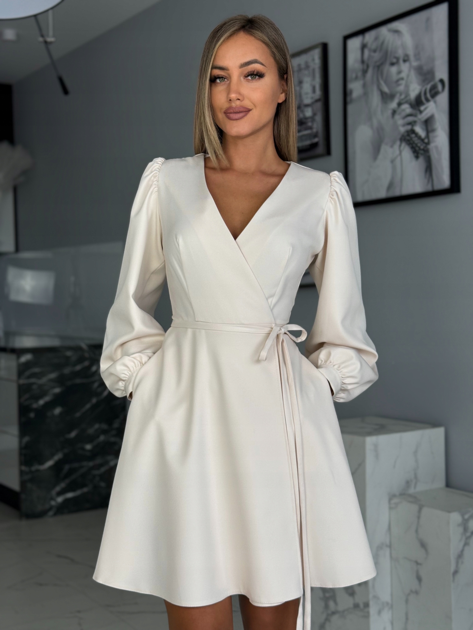 Šaty Merry Kopertová Rozšířená Mini s kapsami Béžová L