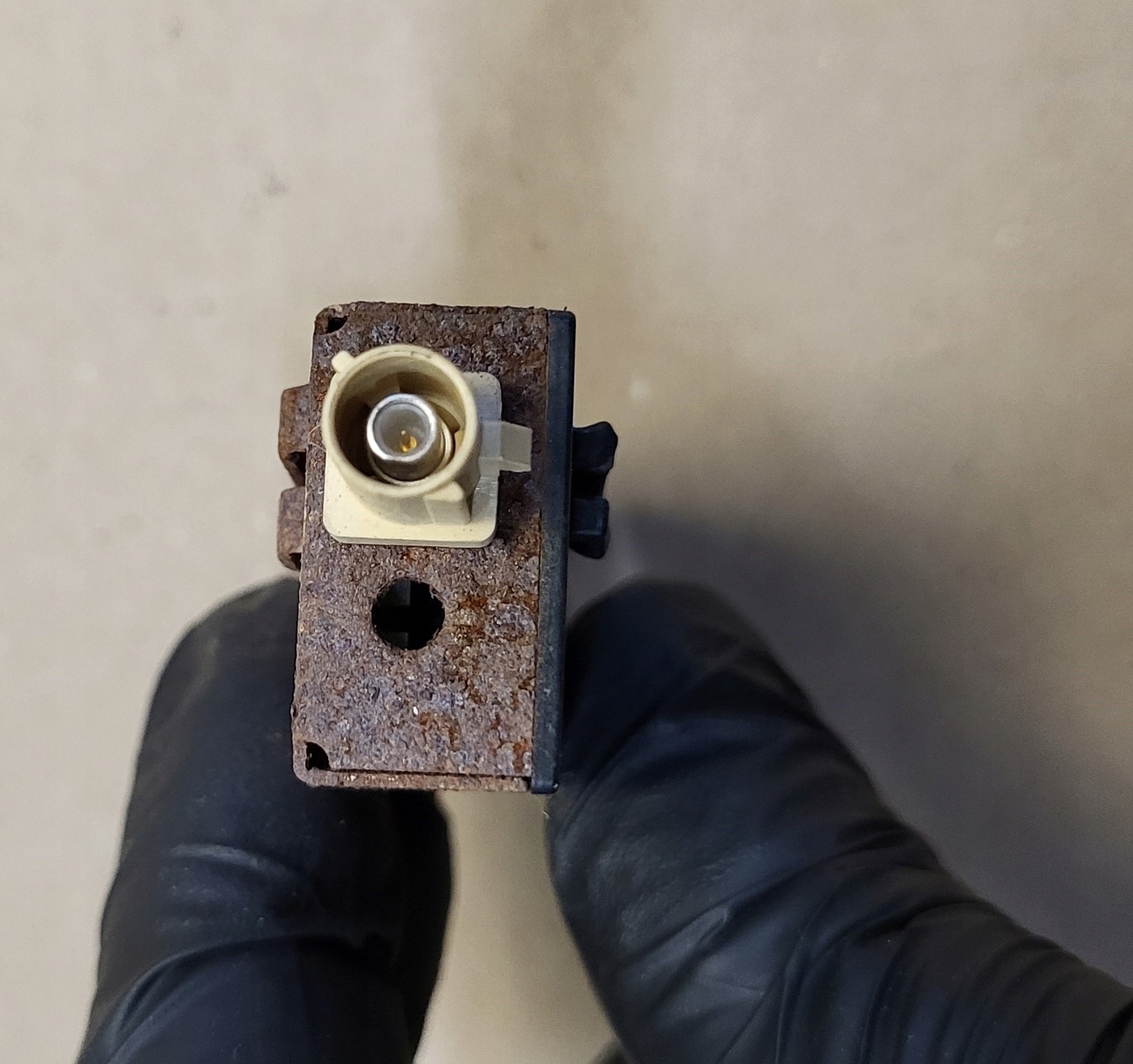 amplifier module aerial AUDI A6 C6 4F AVANT KOMBI ALLROAD OE EU