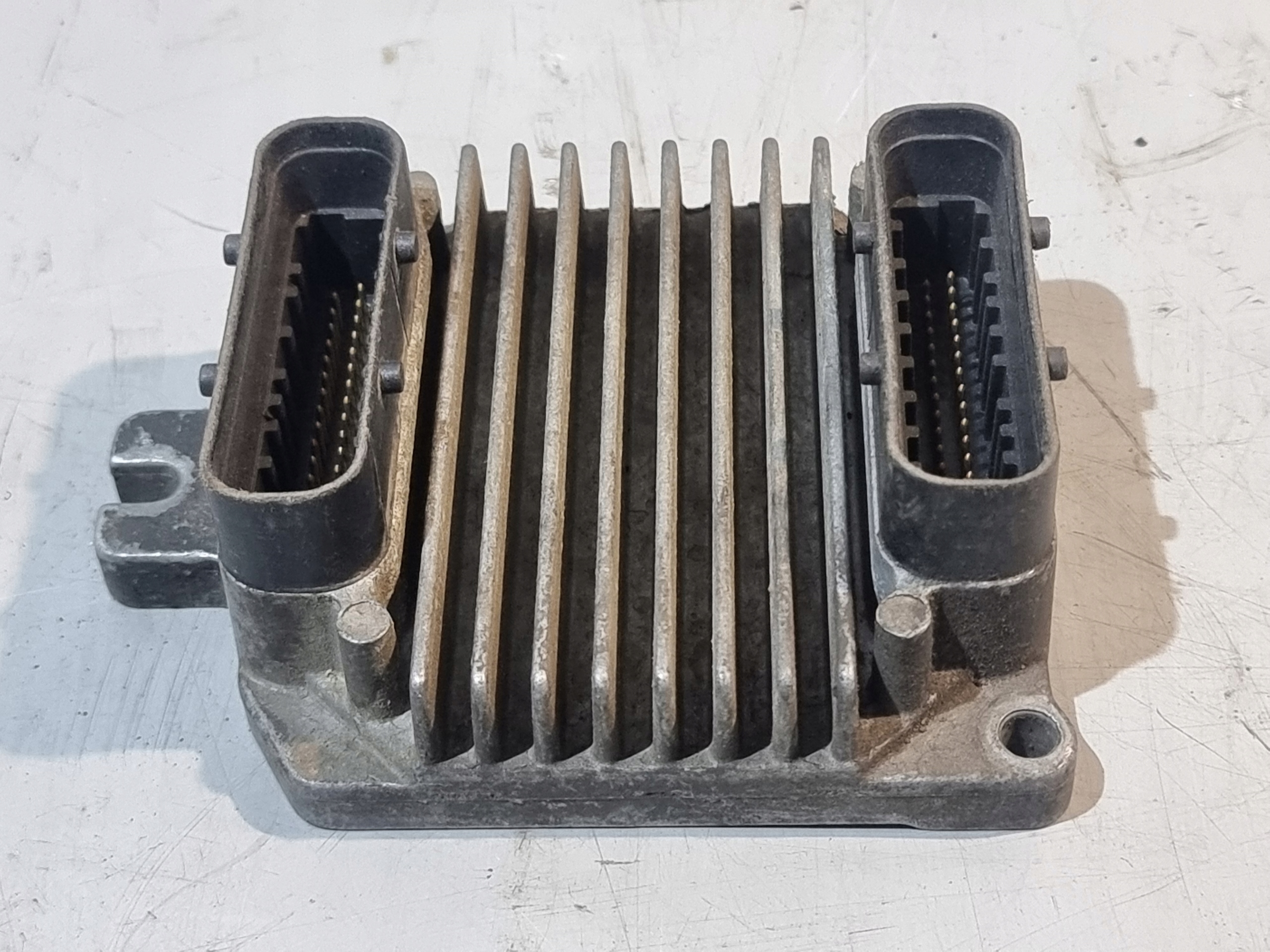 control unit computer of the engine OE 09364599 OPEL ASTRA G 1.6B 16V