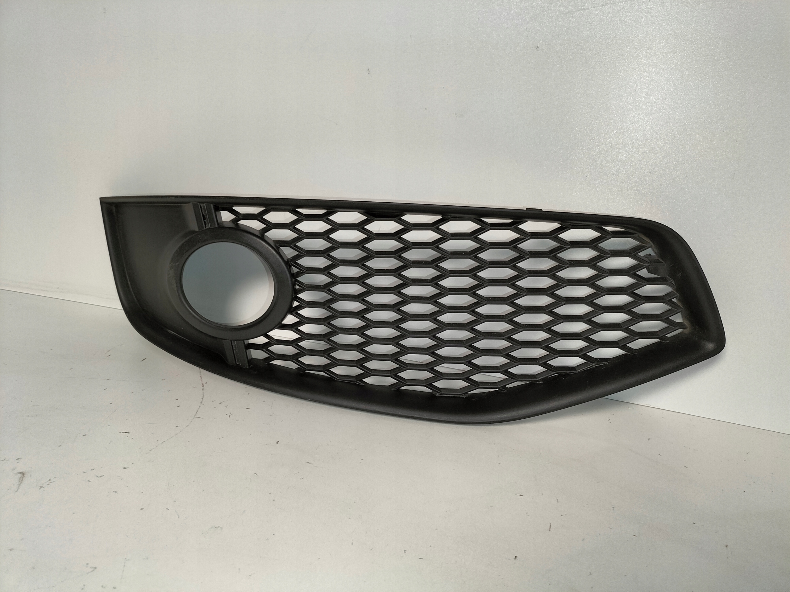 grille grid of a bumper front right AUDI A3 S3 8P 07-08