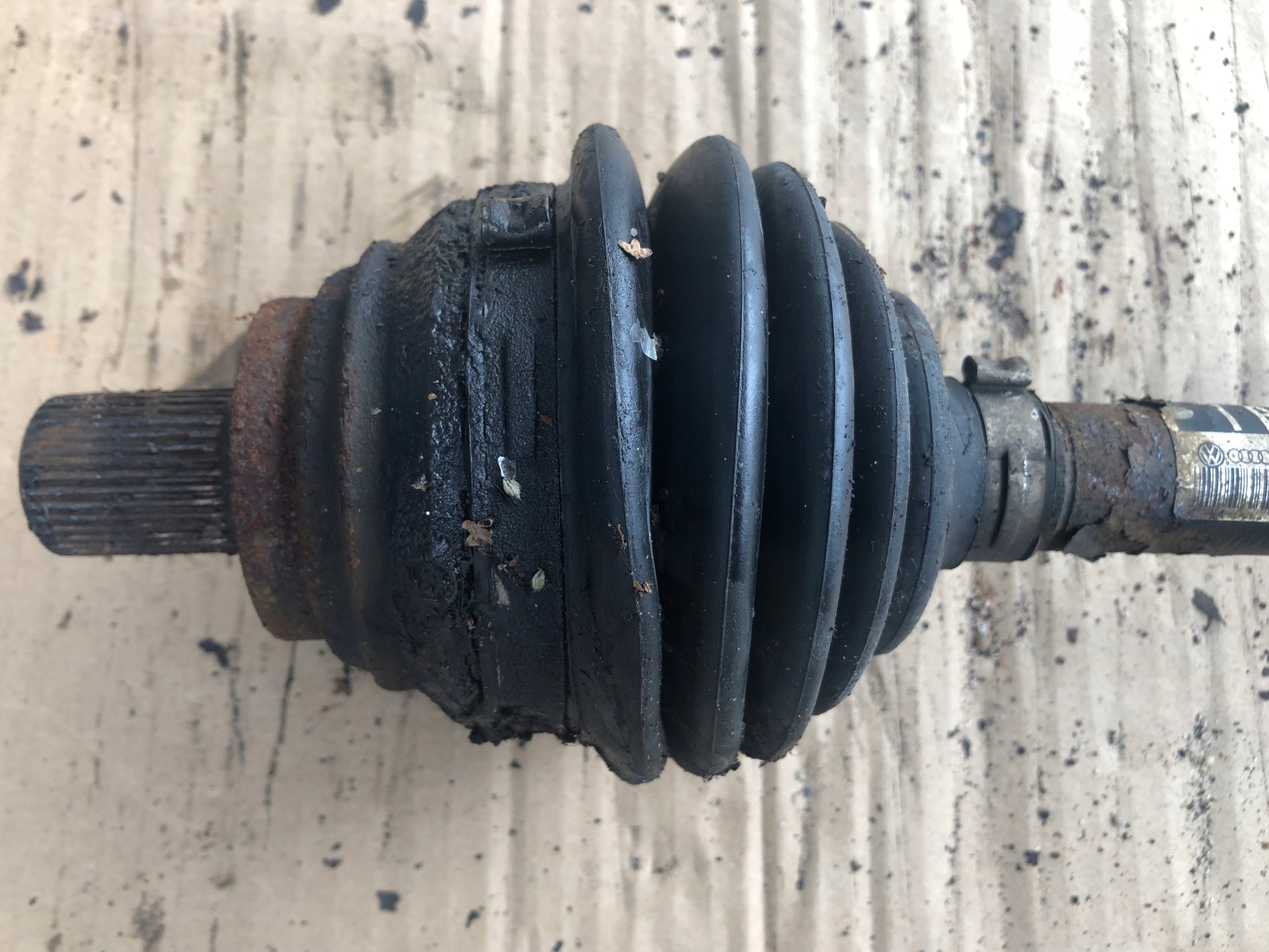 semi-axis left VW SKODA AUDI 1K0407271BL