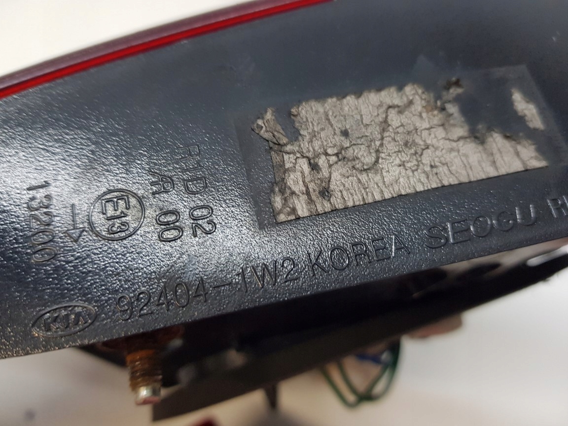 KIA RIO III light bonnet right rear part 2011