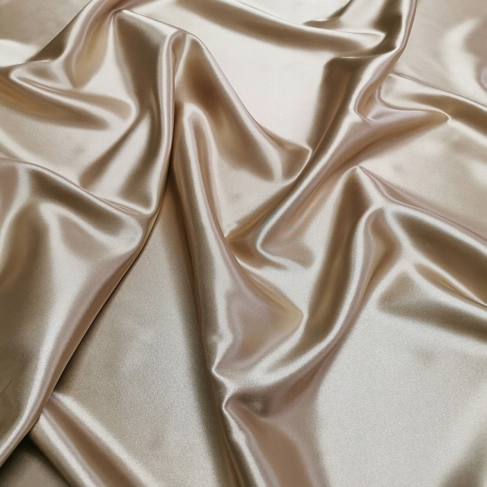 

Prześcieradło satynowe 160 bez gumki Camel