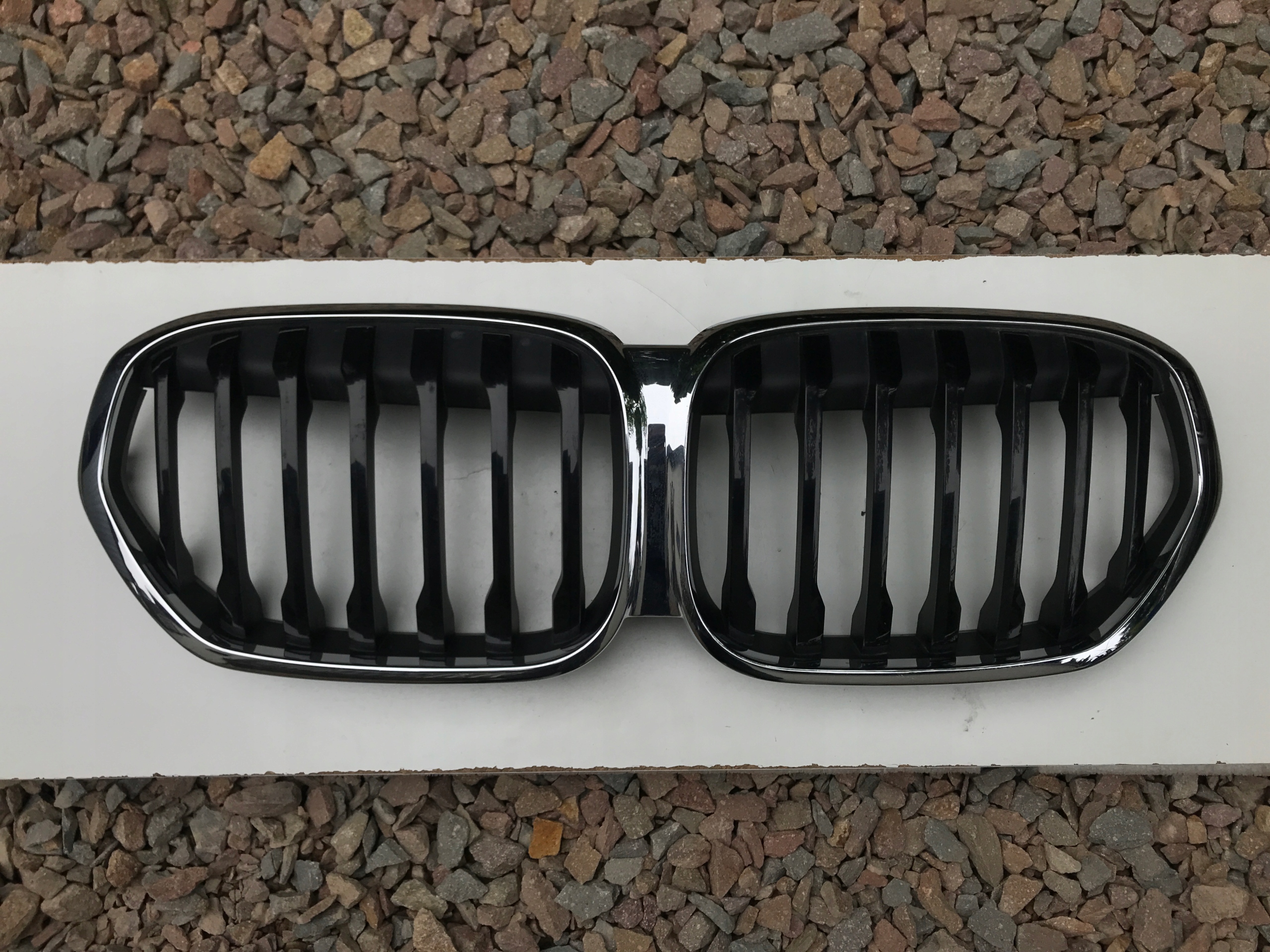 BMW X1 F48 Kühlergrill FRONTGRILL Kühlergitter - Thumbnail 1