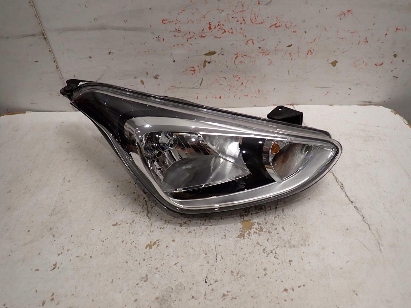 light front front right HYUNDAI I10 II 2014- 92102-B9000