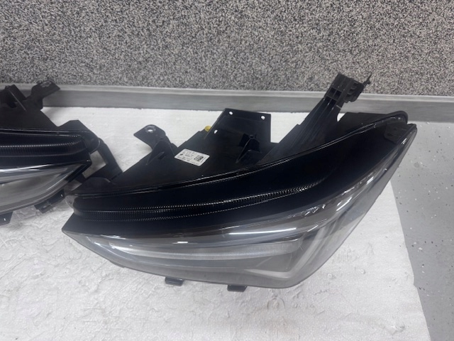 lights Cupra Born Full Led left right 2025