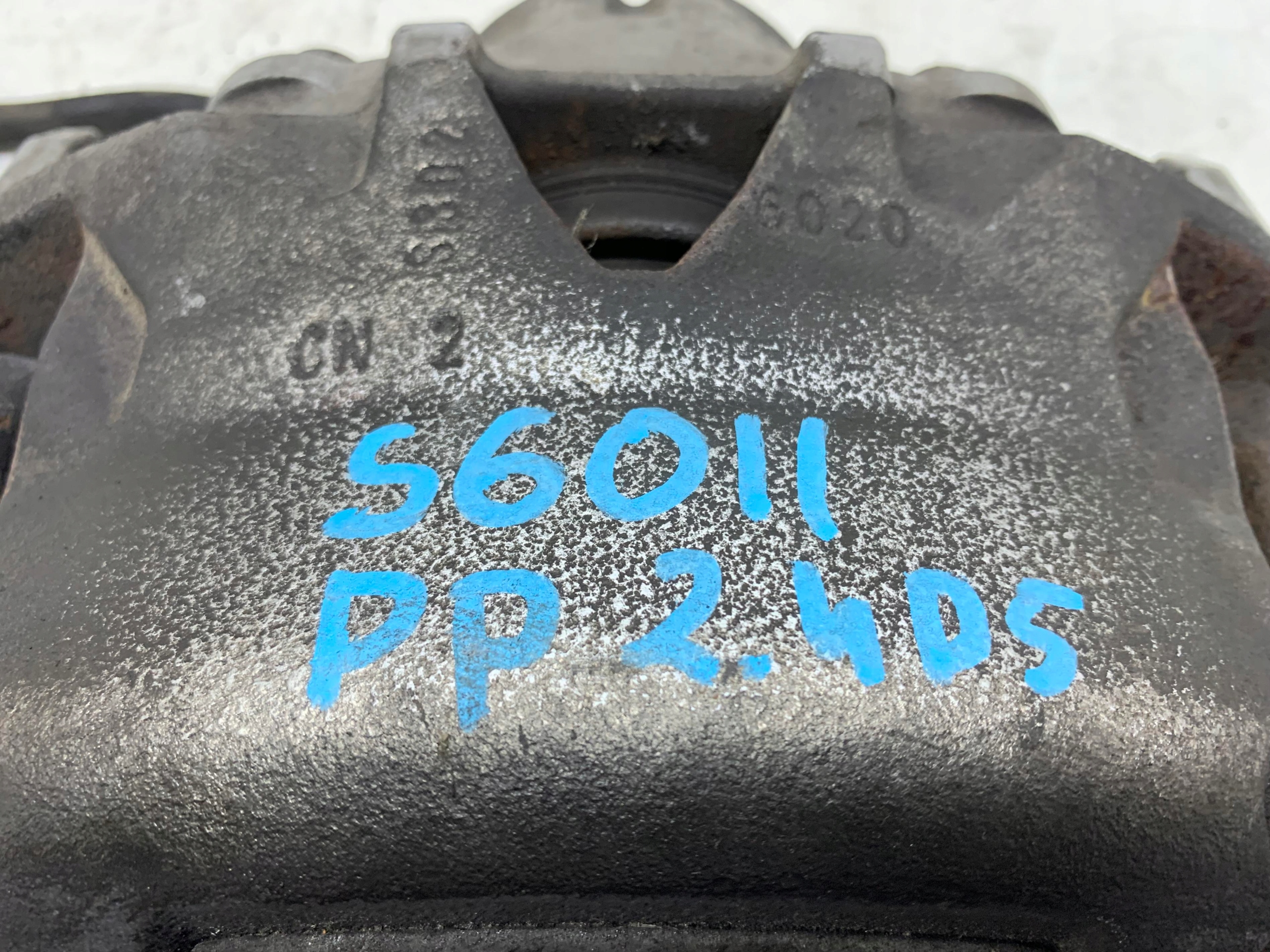caliper brake right front VOLVO V60 S60 II LIFT 2.4 D5 13-18