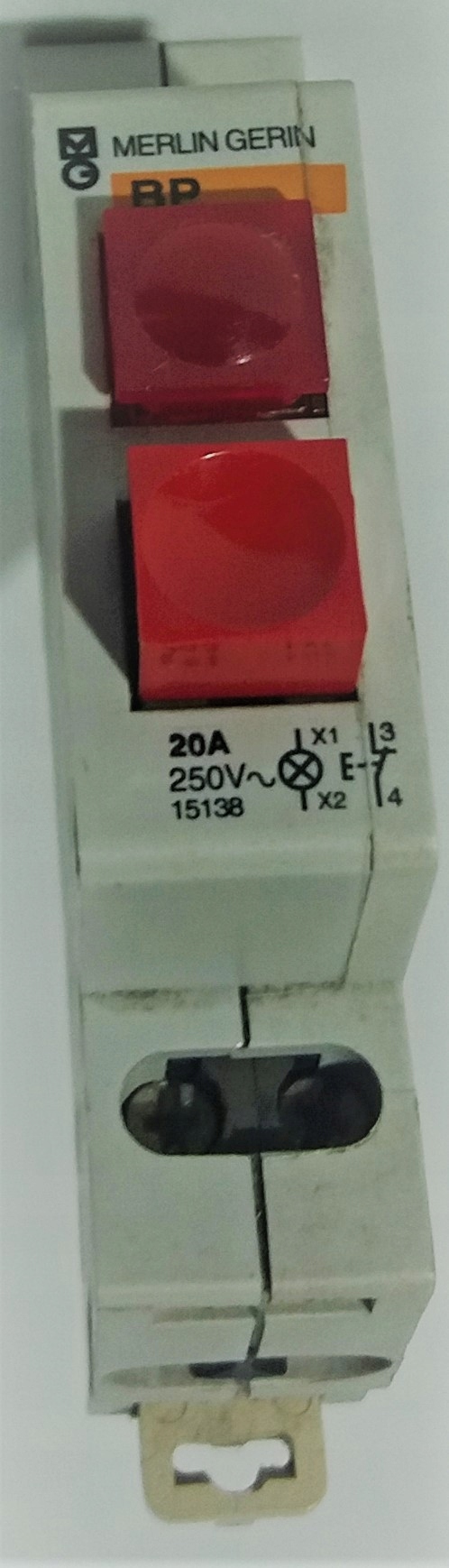 Przycisk bezpieczeństwa z lampką czerwoną