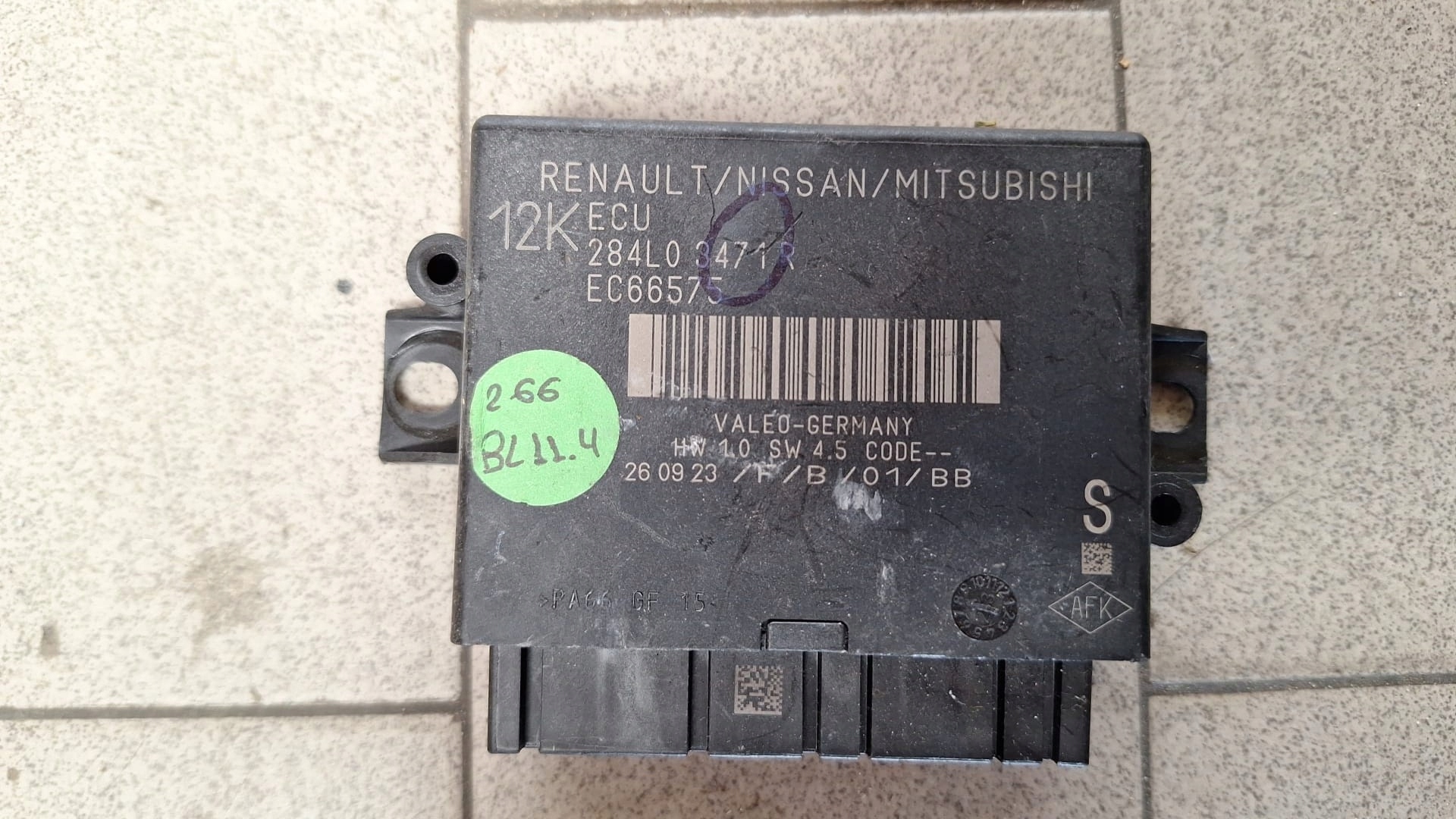 module control unit PDC RENAULT ARKANA 284L03471R
