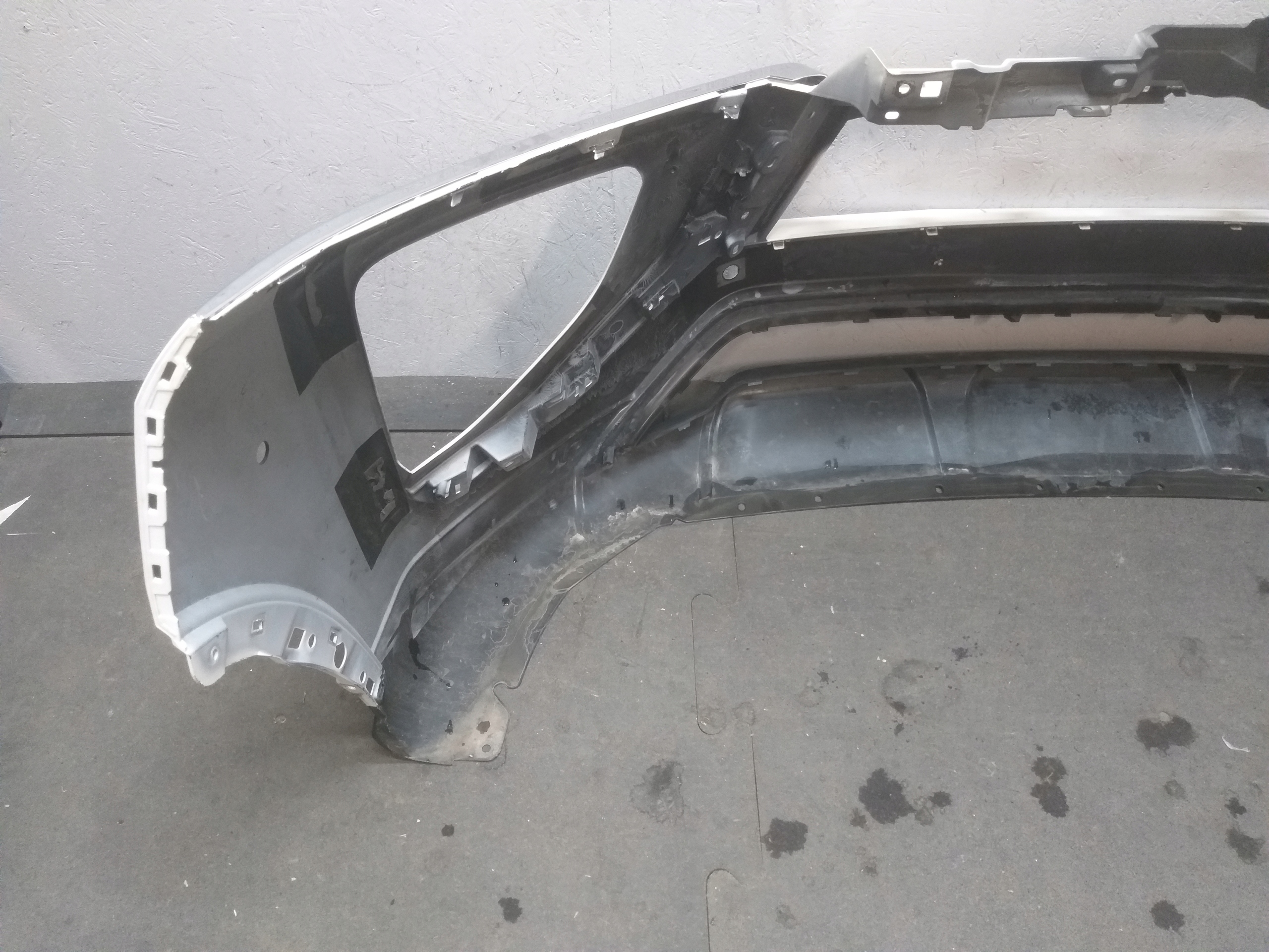 STOSSSTANGE VORNE MITSUBISHI ECLIPSE CROSS LIFT