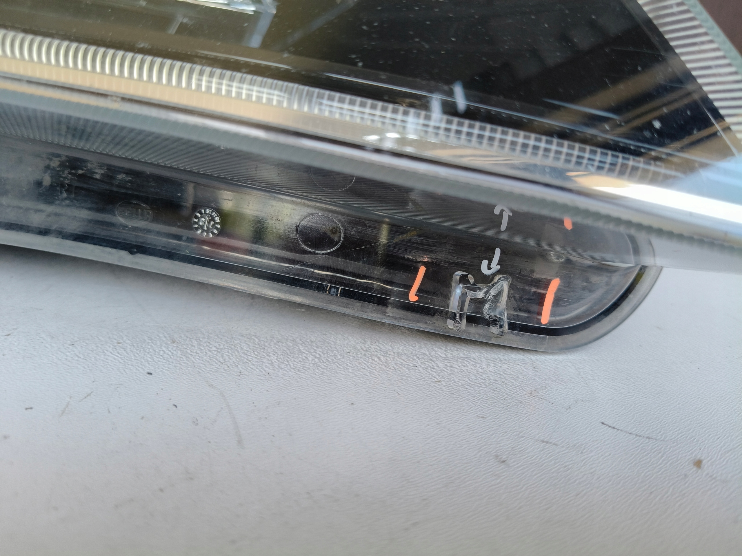 light right REFLEKTOR SKODA SUPERB III 3 3V 3V0 15- XENON LED