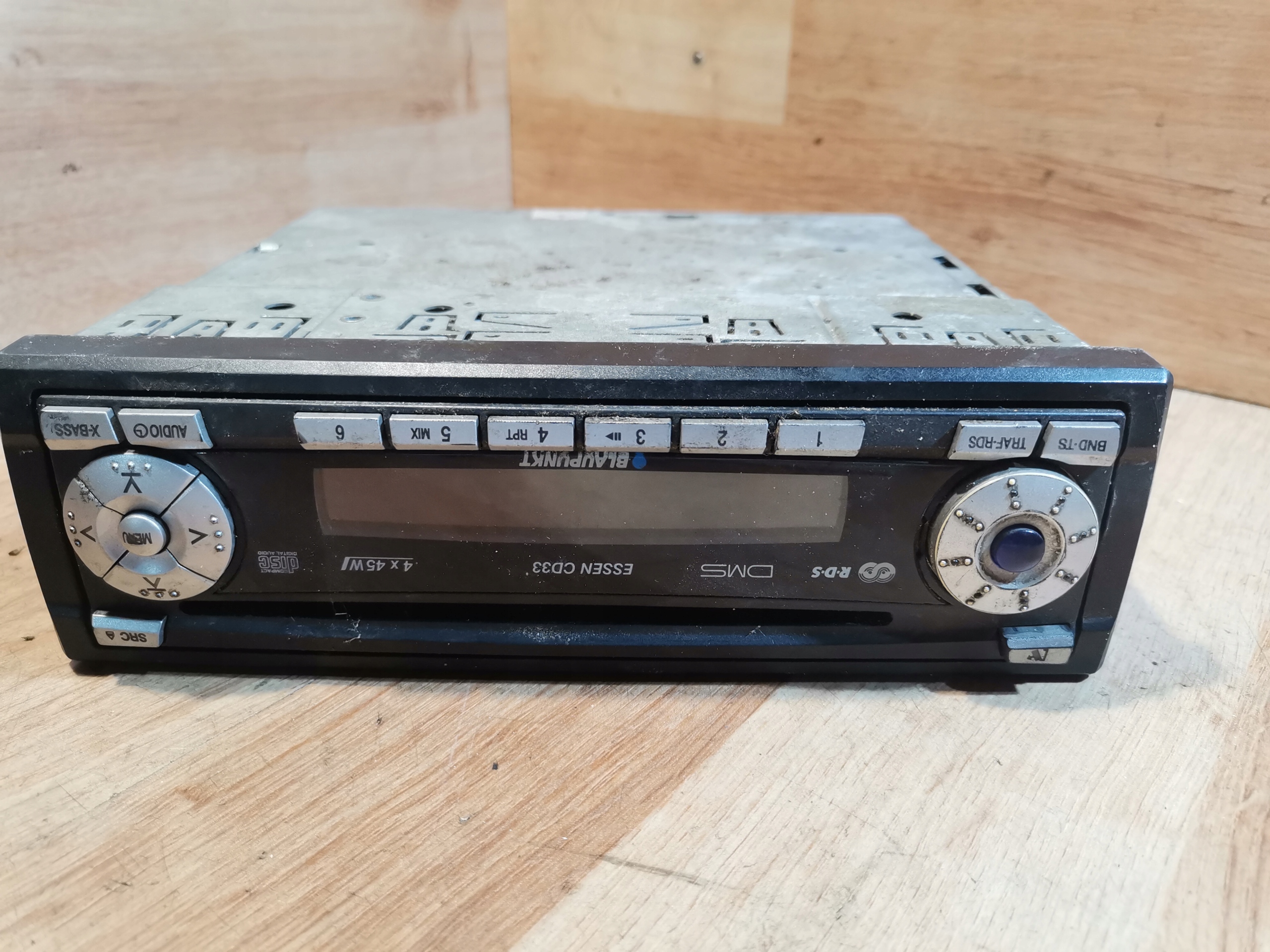 Radio BLAUPUNKT ESSEN CD33