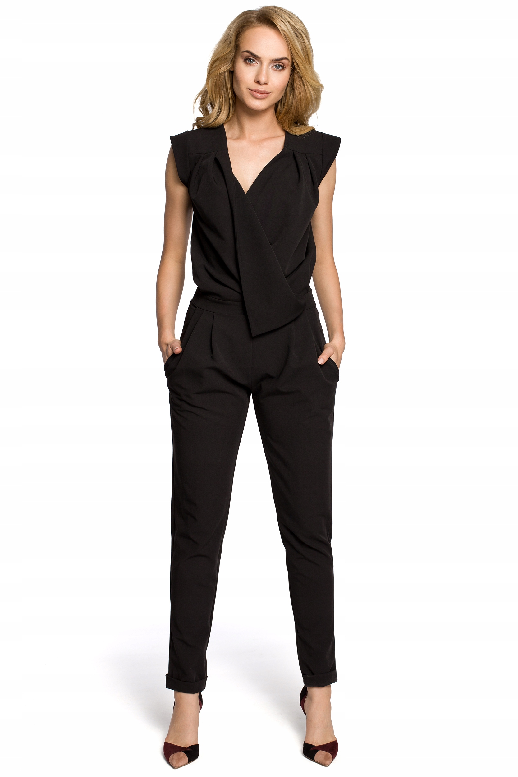 ELEGANCKI KOMBINEZON DAMSKI Z DEKOLTEM KIESZENIE Marka MOE