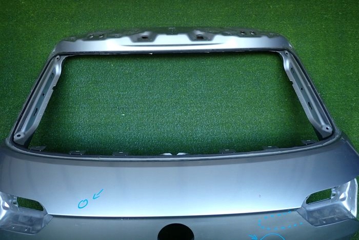 VW T-ROC TROC boot doors rear part