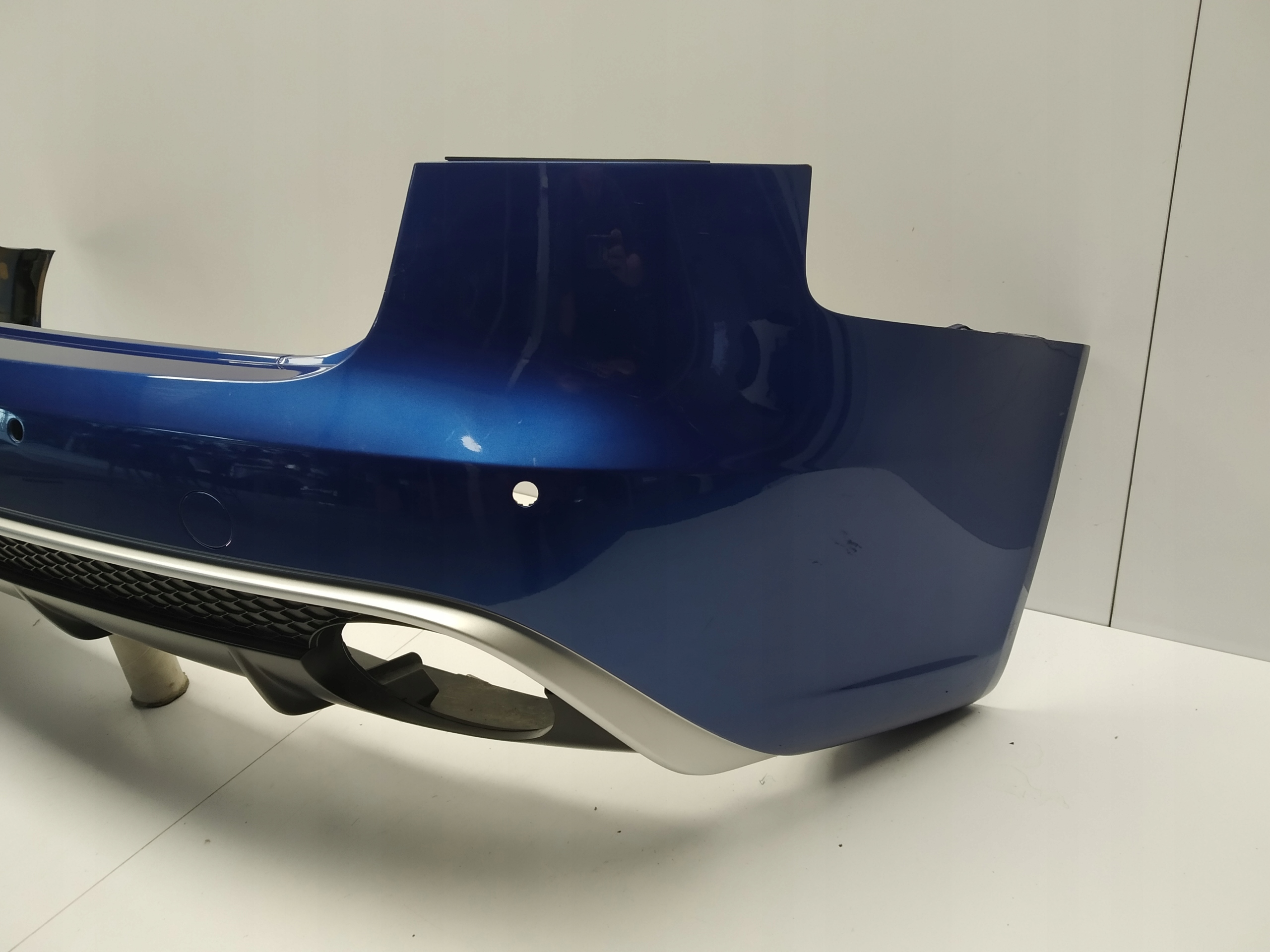2012-2015R AUDI RS4 B8 KOMBI STOSSSTANGE HECK ORIGINAL BLAUER 8K 8K9