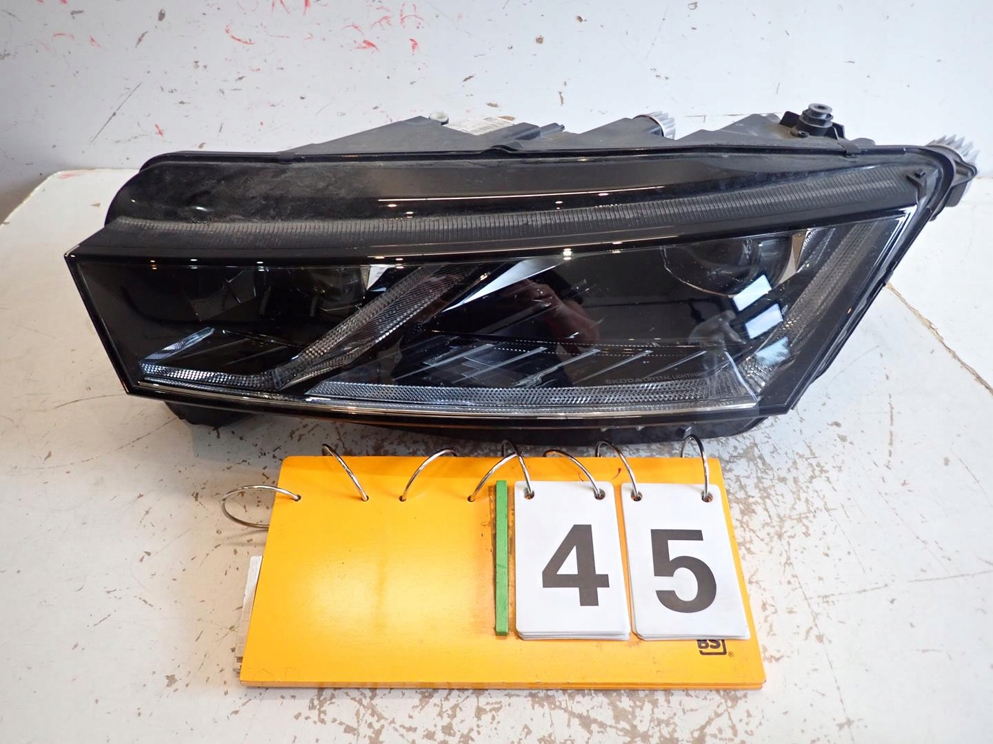 light front left SKODA OCTAVIA IV 2020- FULL LED