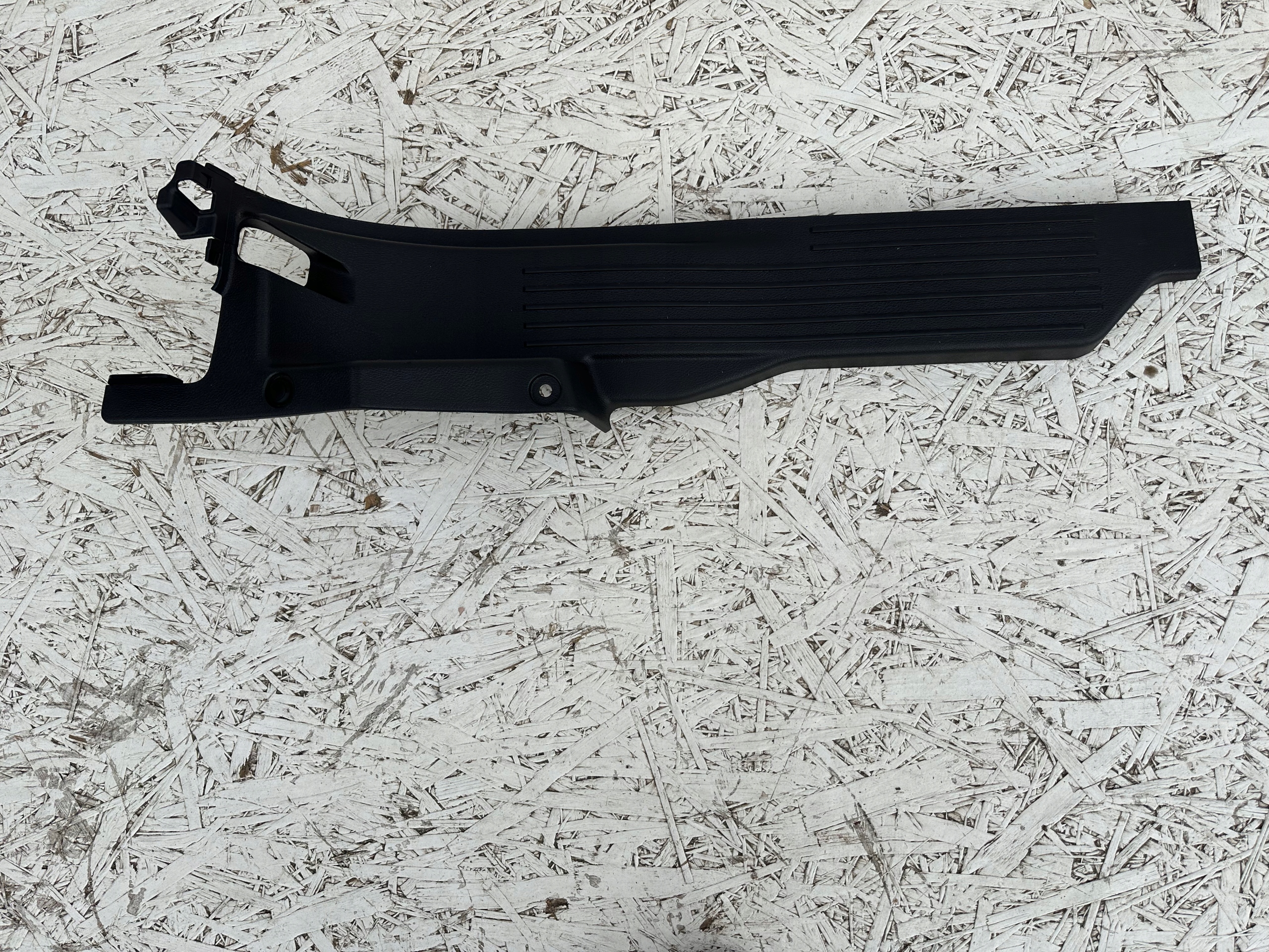 CONNECT MK2 LIFT STOPIEŃ OSŁONA PROGU LEWA DT11-K13245-B