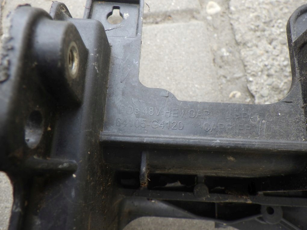 HYUNDAI I30 III 3 17- 64105-G4120 support panel for radiators pillar