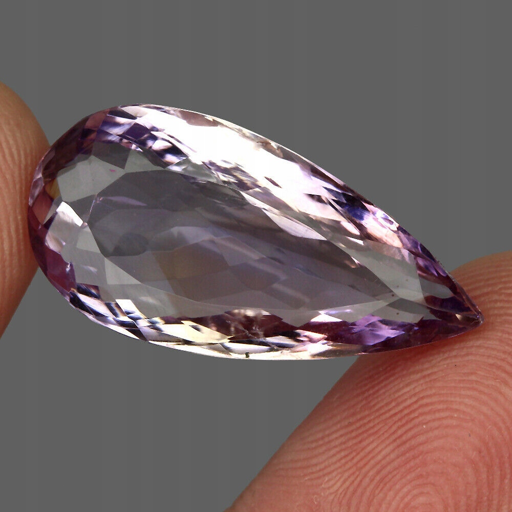 Přírodní kámen ametrin 17.93ct Vvs dvoubarevný