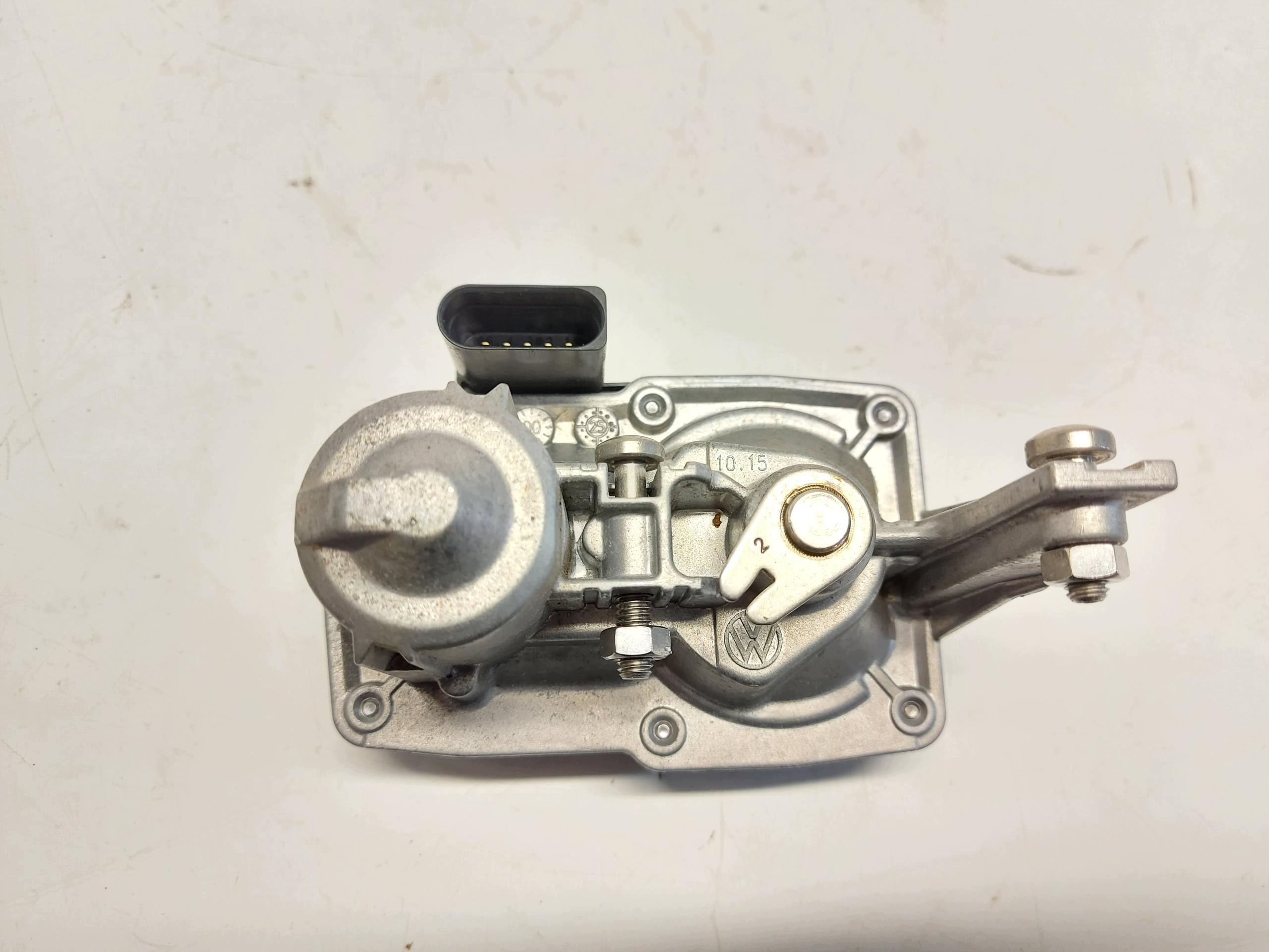 AUDI A5 8B3 B10 AVANT Valvola a farfalla dello scarico 3Q0253591K