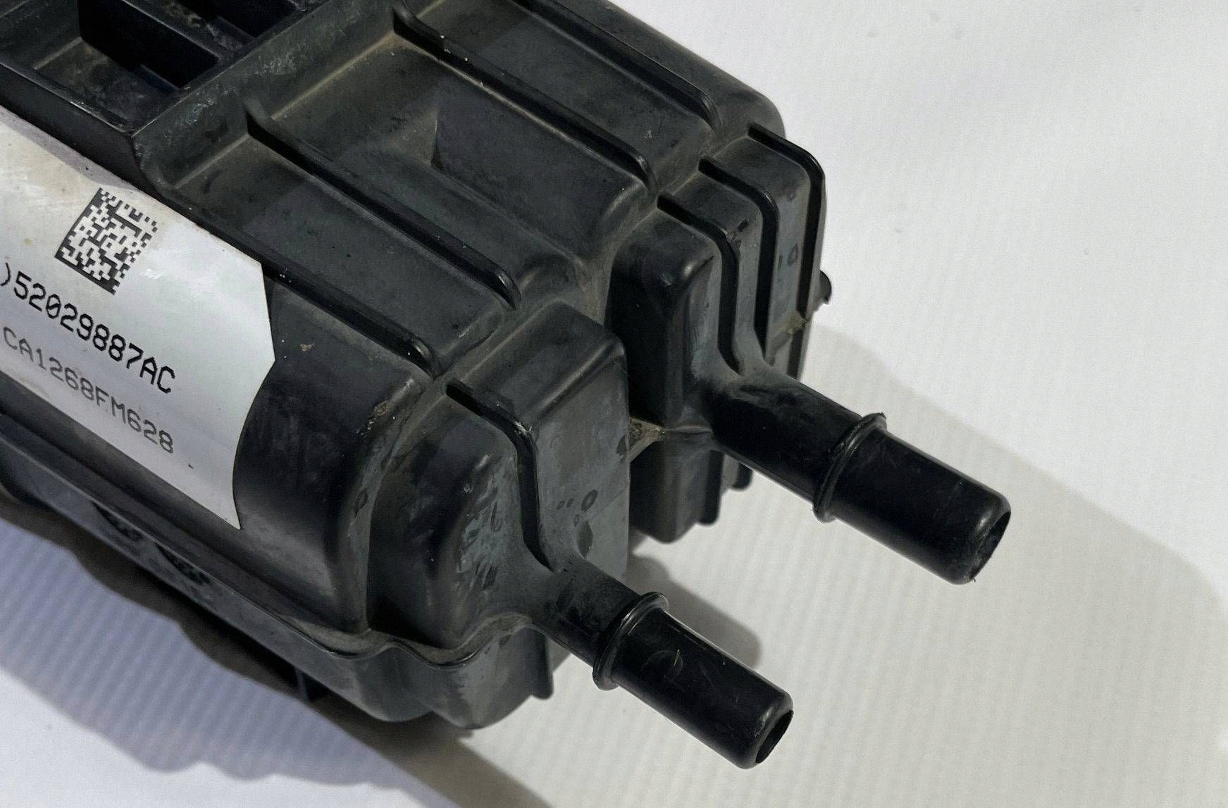 karbonski filter oparow goriva Dodge RAM 1500 2019