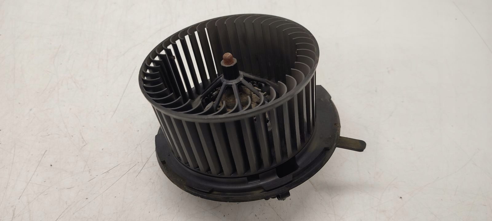 tOPENÍ ventilátor klími VW Tiguan a
