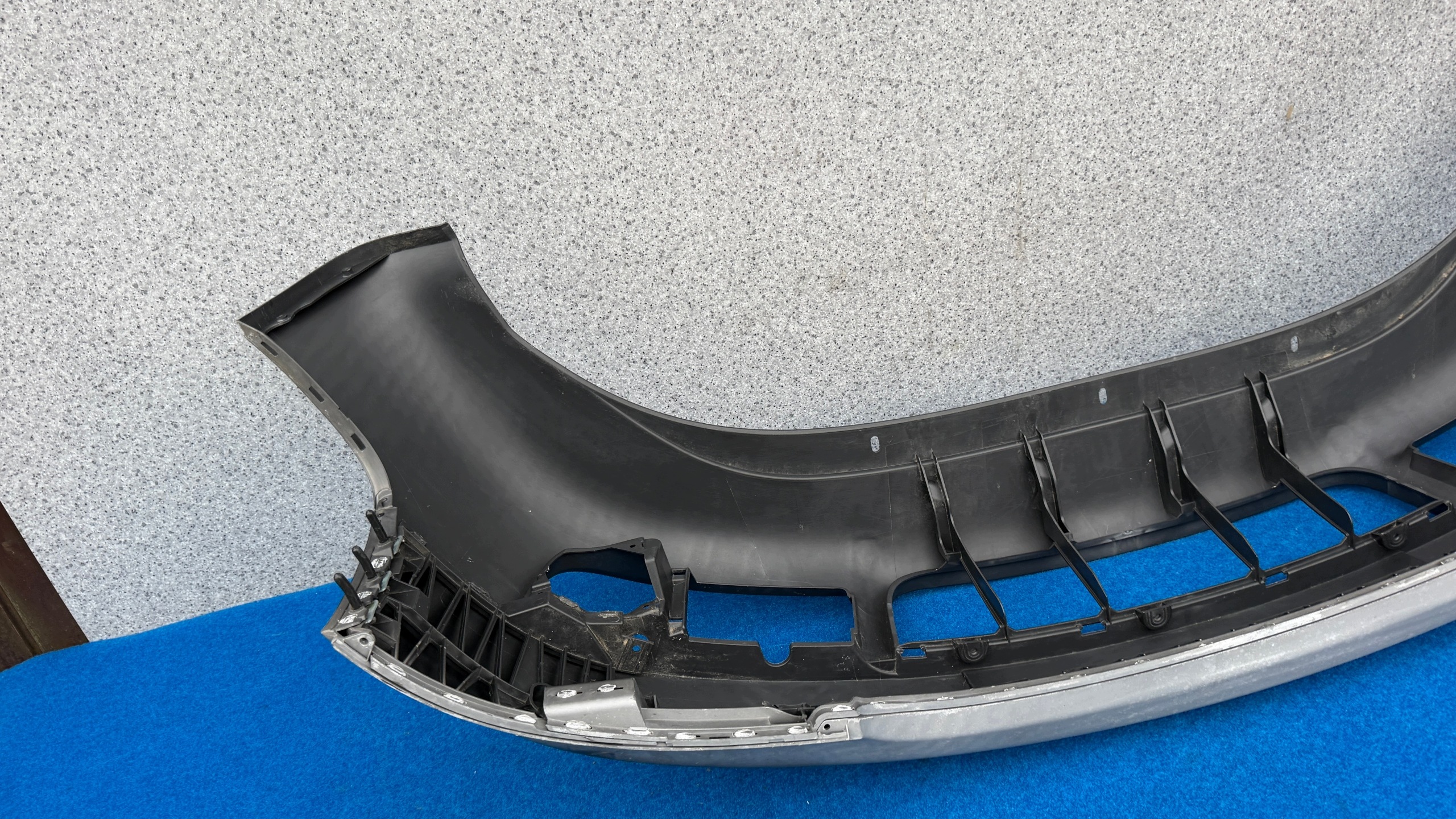 AUDI A6 C5 4B FL LIFT 2001-2004 ROK bumper front BDB 4B0807111BL PB21