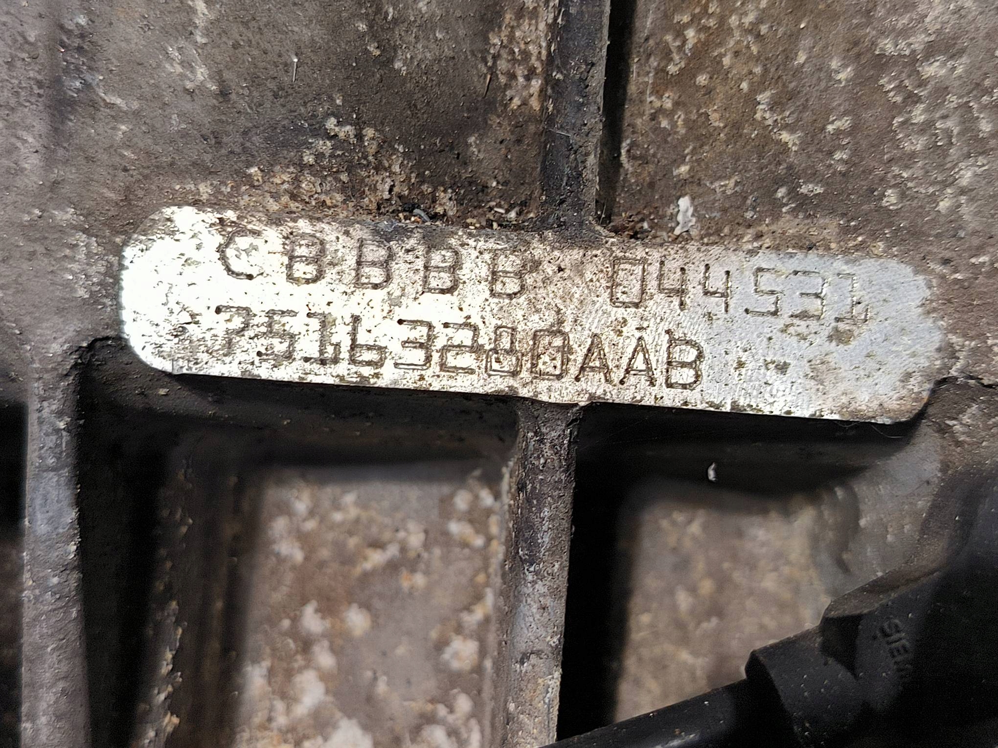 engine pillar N46B18A 1.8 BMW E46 318